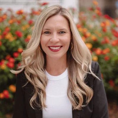 Episode 40 - Nutrition vs. Dieting: The Truth About Healthy Living, Body Image &amp; Lasting Wellness with Jana Westin