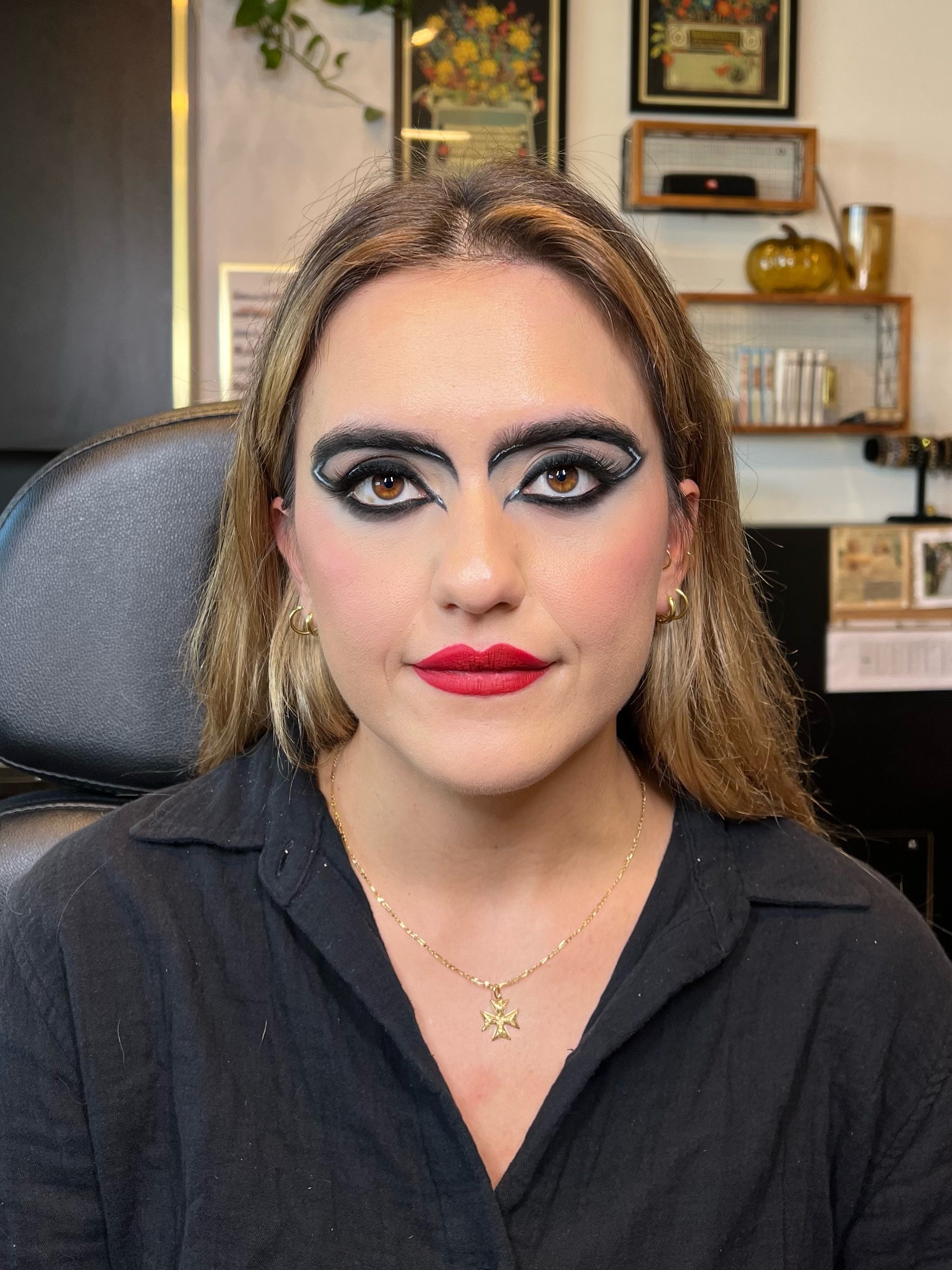 Facetune_31-10-2024-16-47-48.jpeg