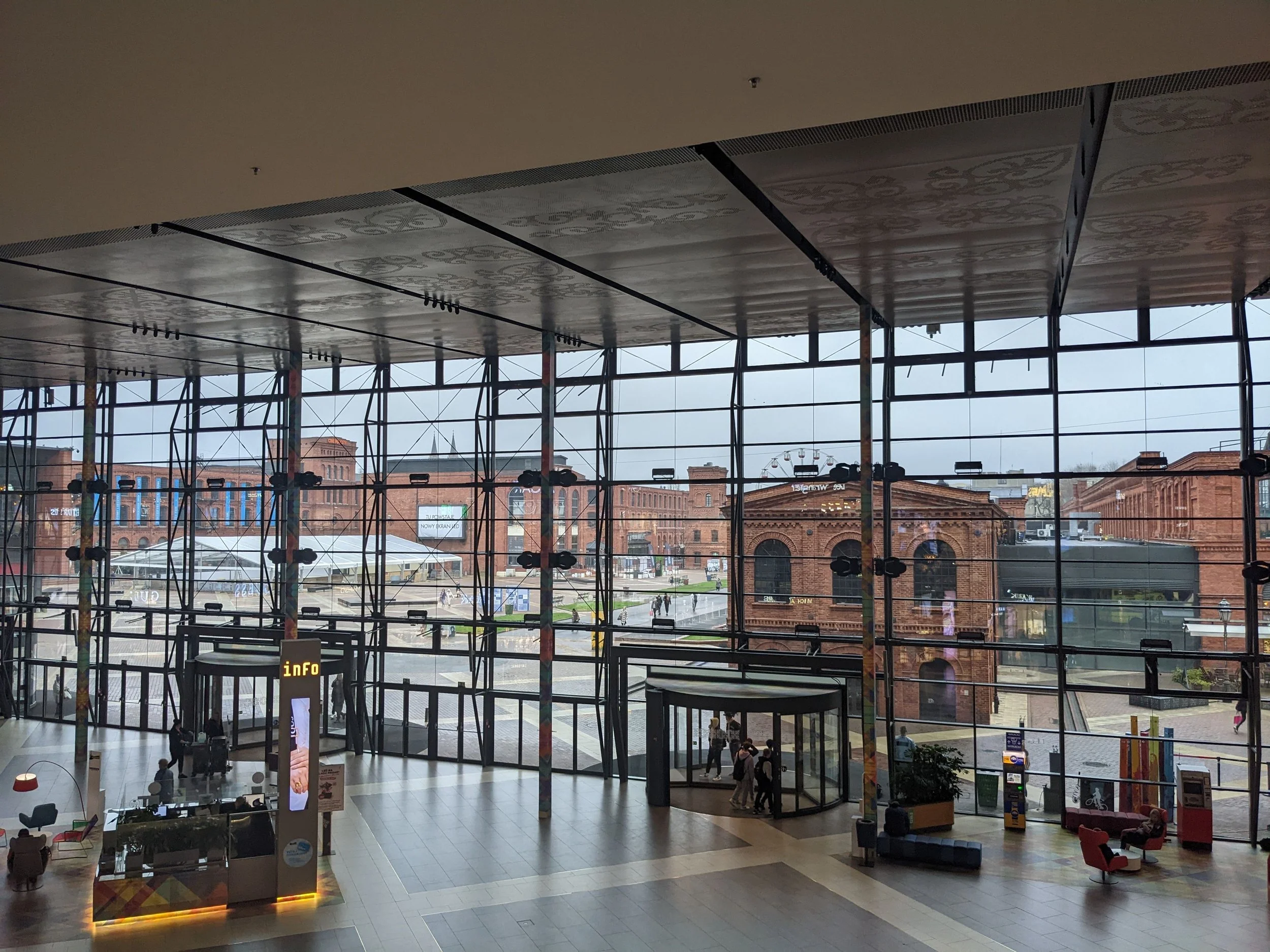 AN ARCHITECT ABROAD: ASSOCIATE RADEK WAKULIK’S TRIP TO POLAND