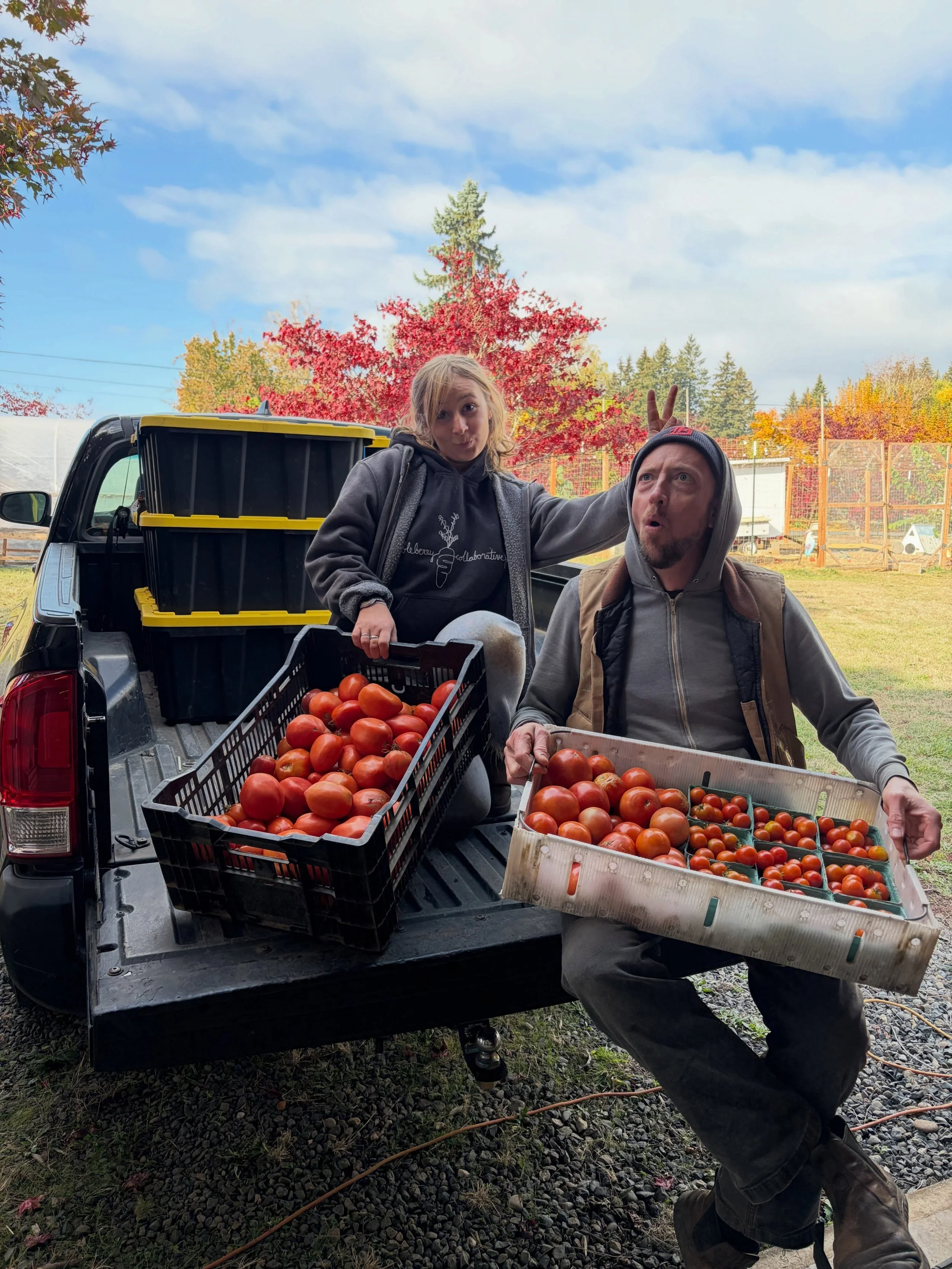 Only two more farm stand days at @wallacetogetherinhealth left this season ✌️11,674 lbs of produce distributed so far this year and counting!!