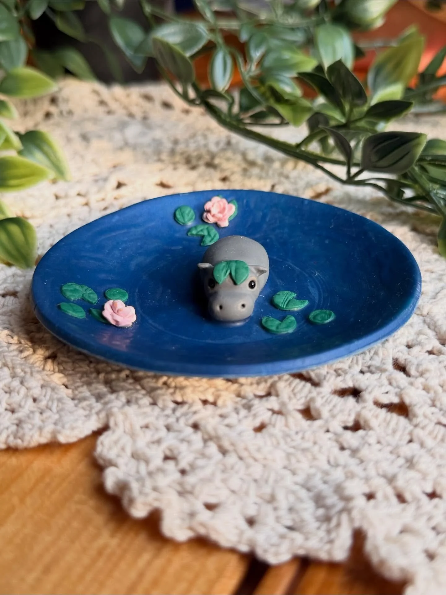 Happy Earth Day! Here&rsquo;s a peak at another animal trinket dish coming to Brew at the Zoo in May! @marylandzoo 🦛