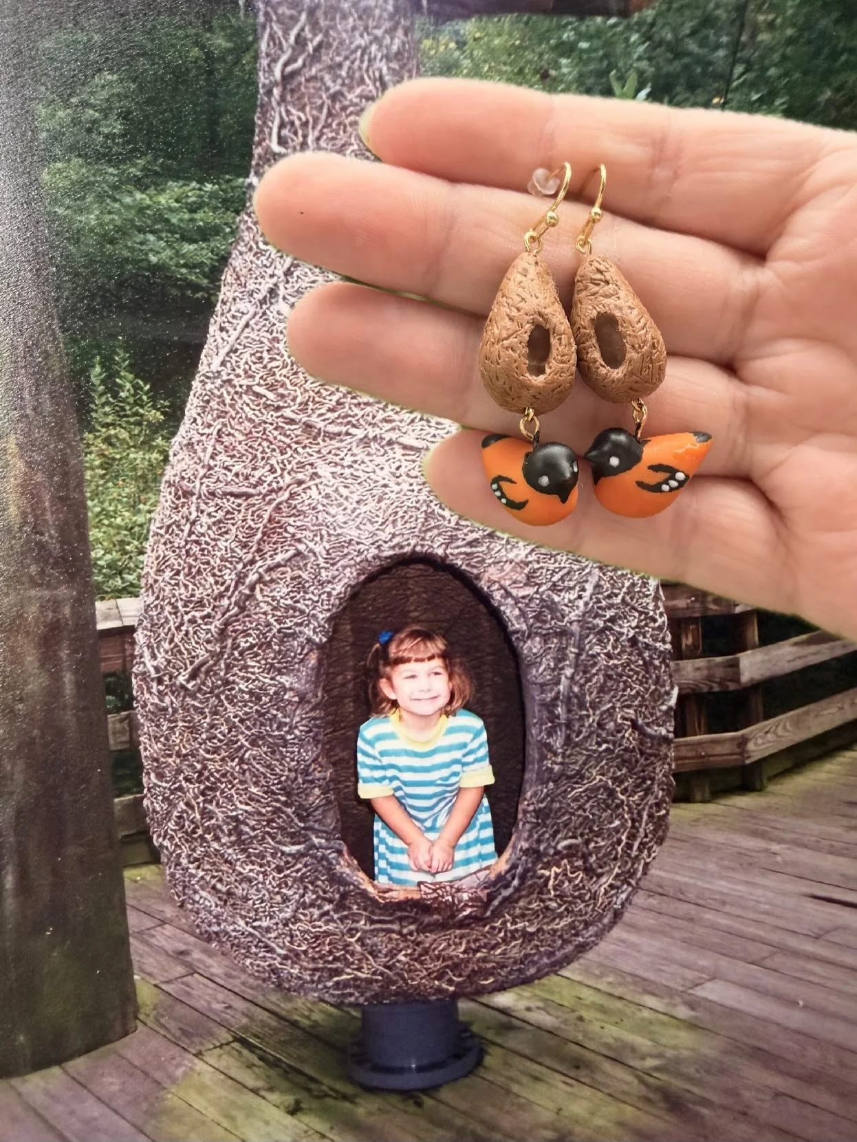 If you grew up in Maryland, it&rsquo;s very likely you have a similar photo in the oriole nest at the @marylandzoo . I&rsquo;ll be bringing these special earrings and necklaces with me THIS WEEKEND to Brew at the Zoo. Grab your tickets today!