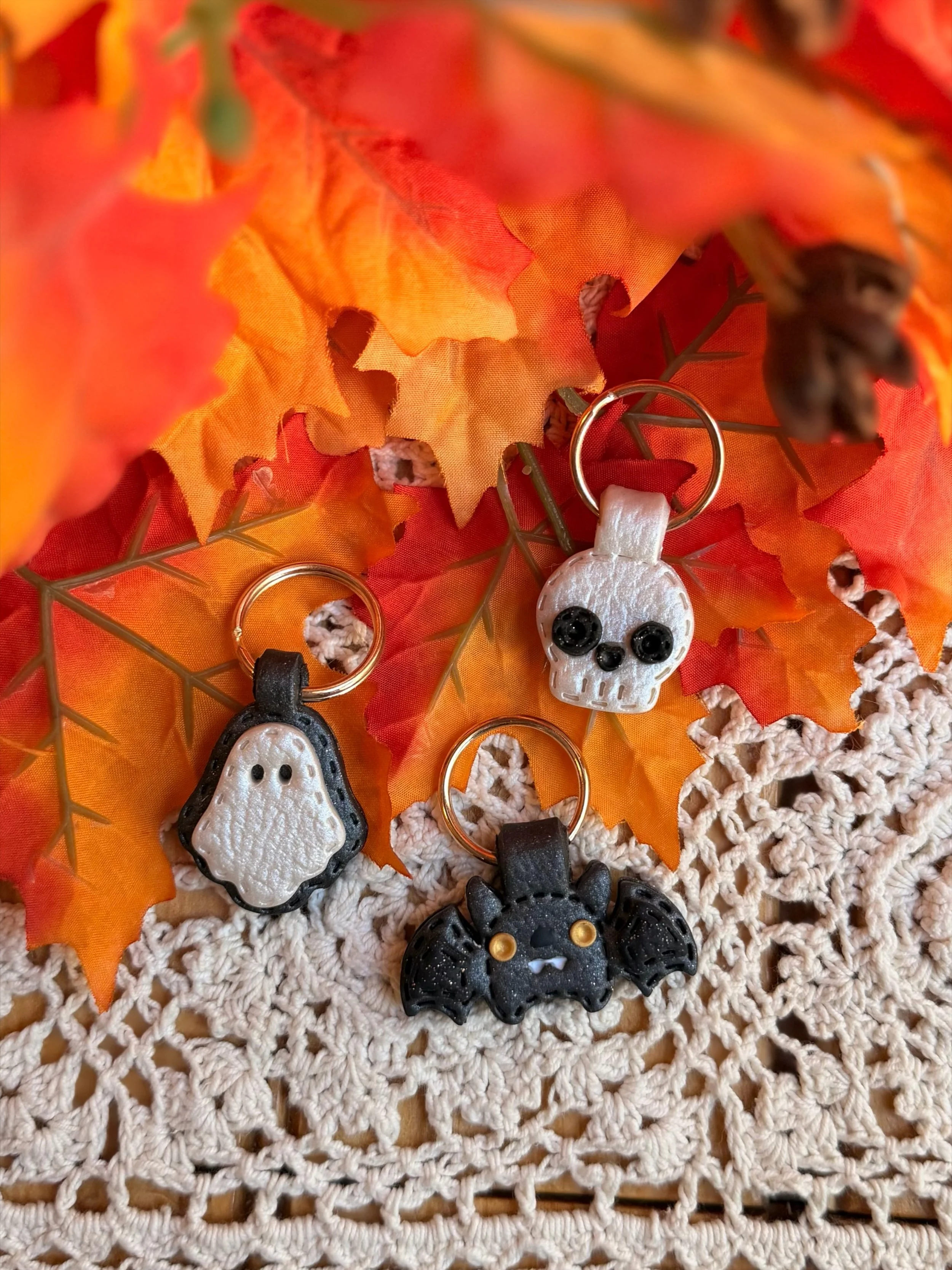 I&rsquo;ll have some spooky keychains with me THIS SUNDAY @huntvalleytownecentre Market on Main from 10-3. There will be a lot of fun vendors and fall activities. What a great way to start the season! 👻