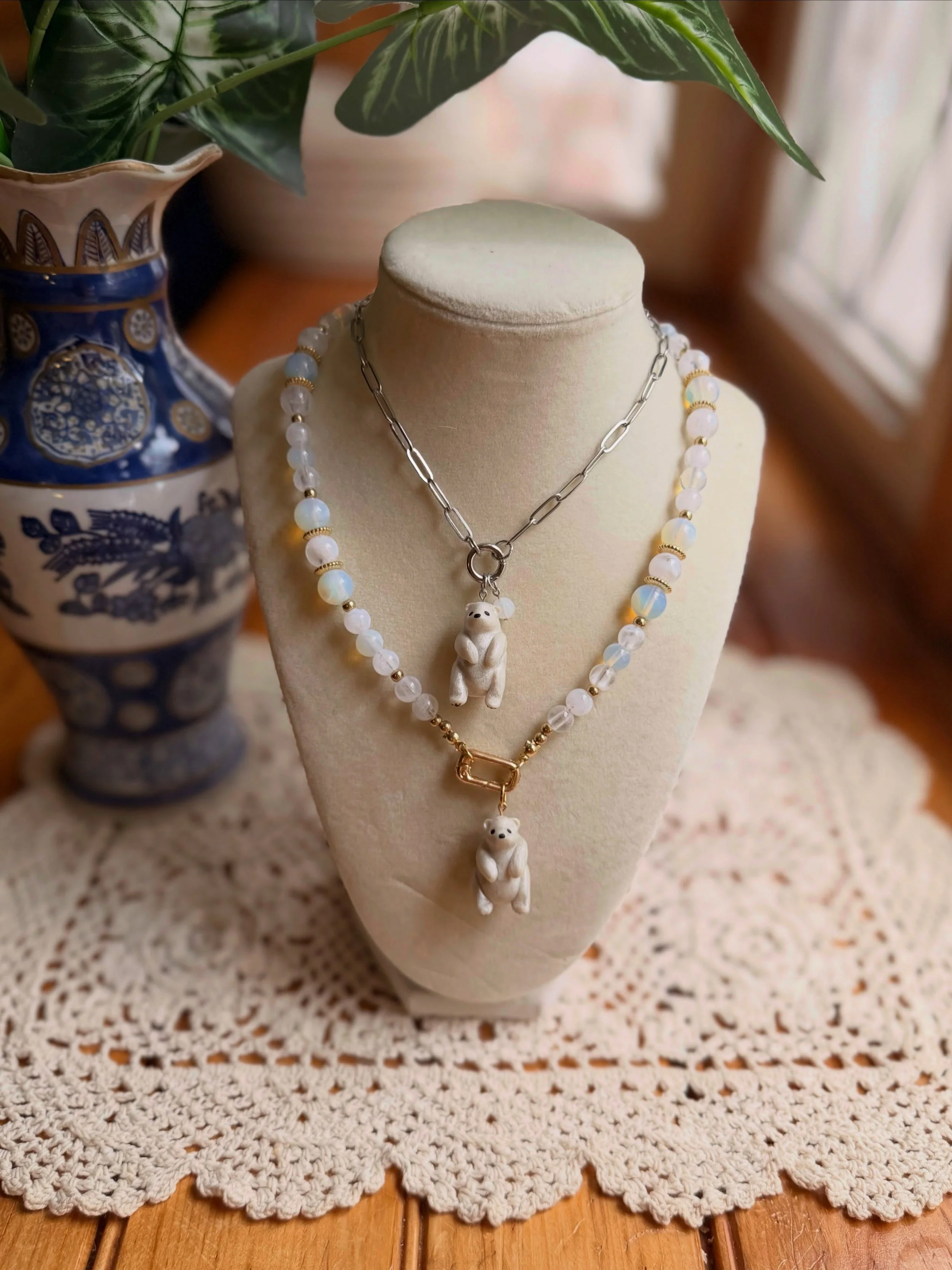 Polar bear necklaces are coming to Oktobearfest @marylandzoo FRIDAY NIGHT AND SATURDAY! See you then 🐻&zwj;❄️