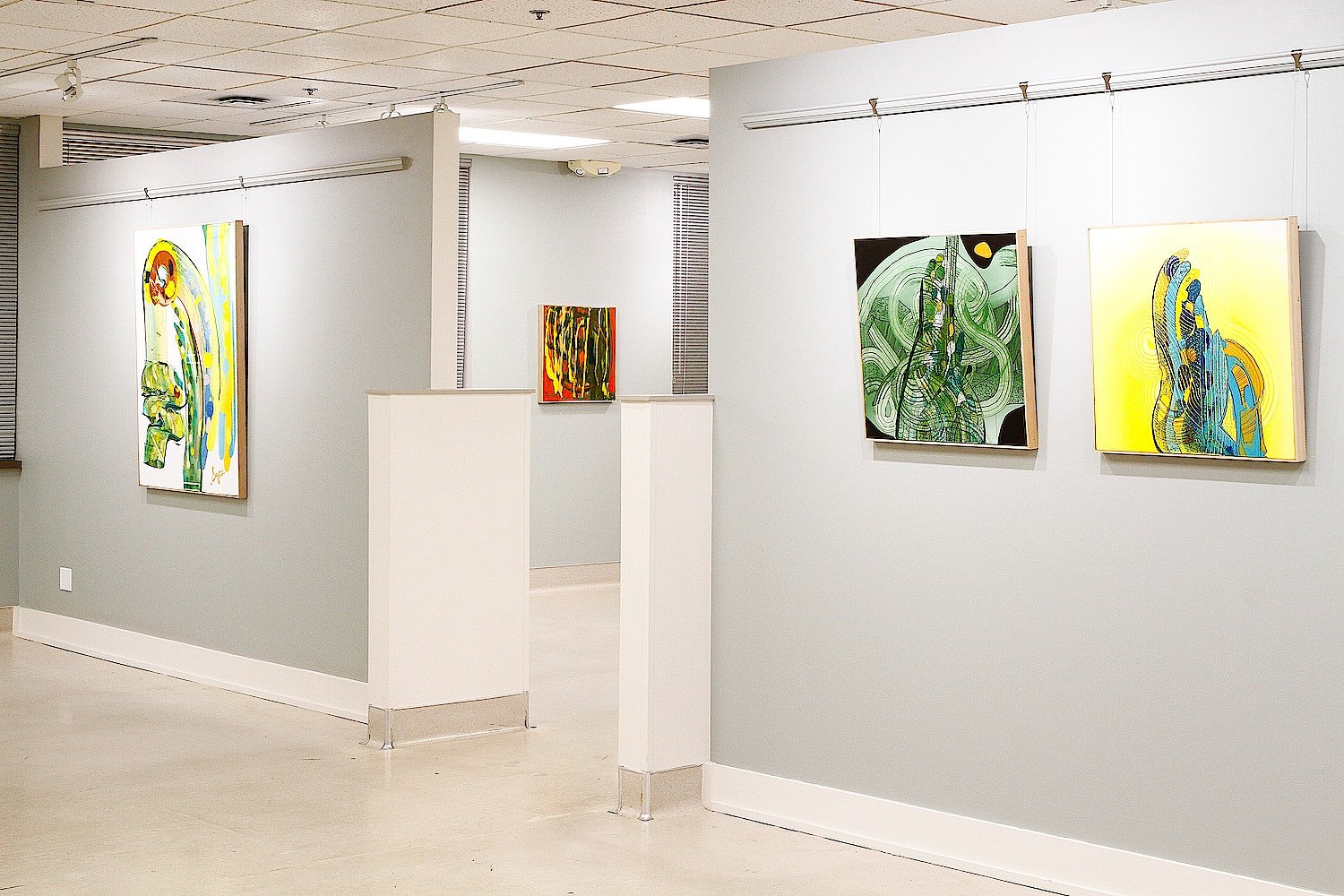Event_+Moments+Unveiled+Install-25_small_110323.jpg