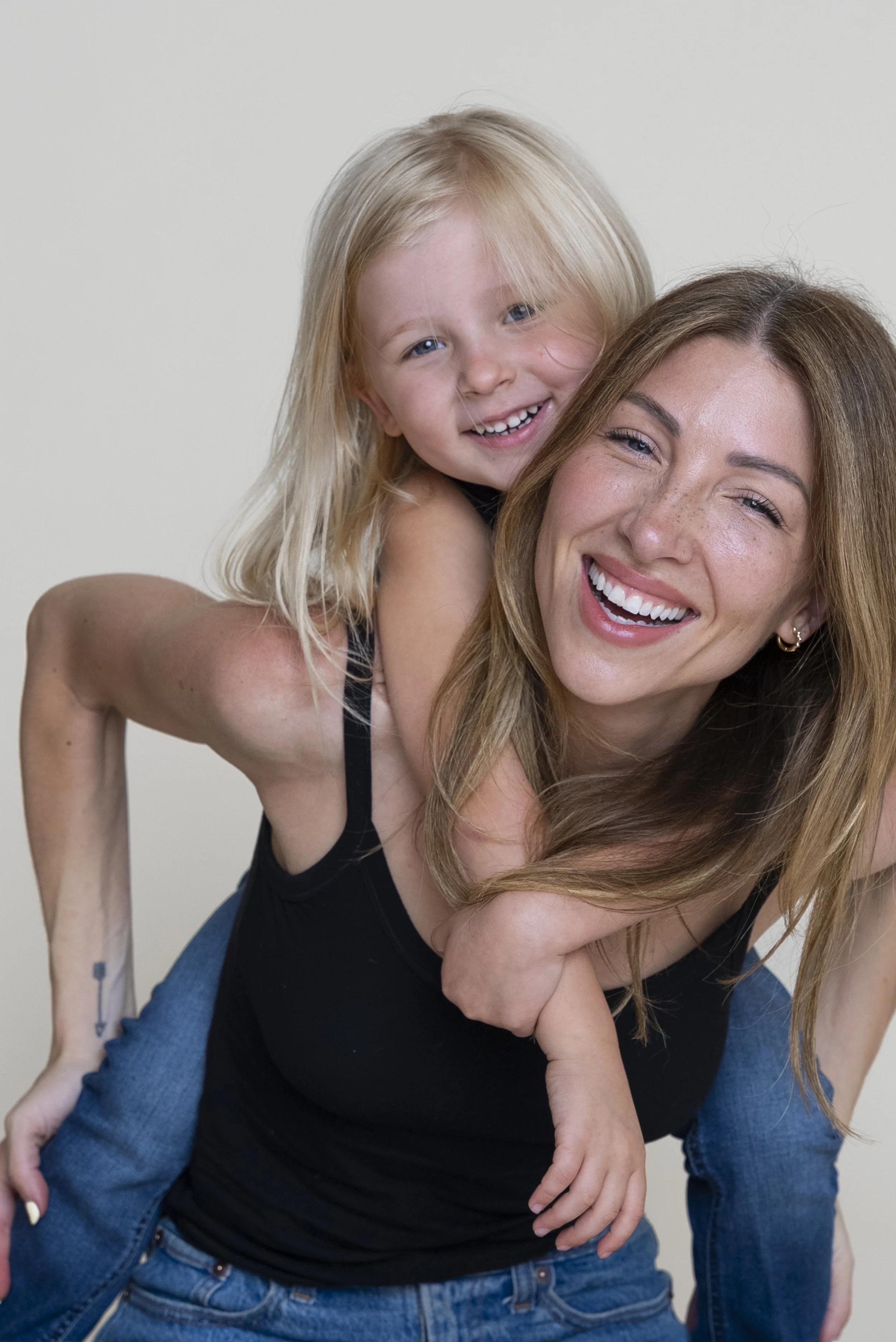 Maria & Leni-10.jpg