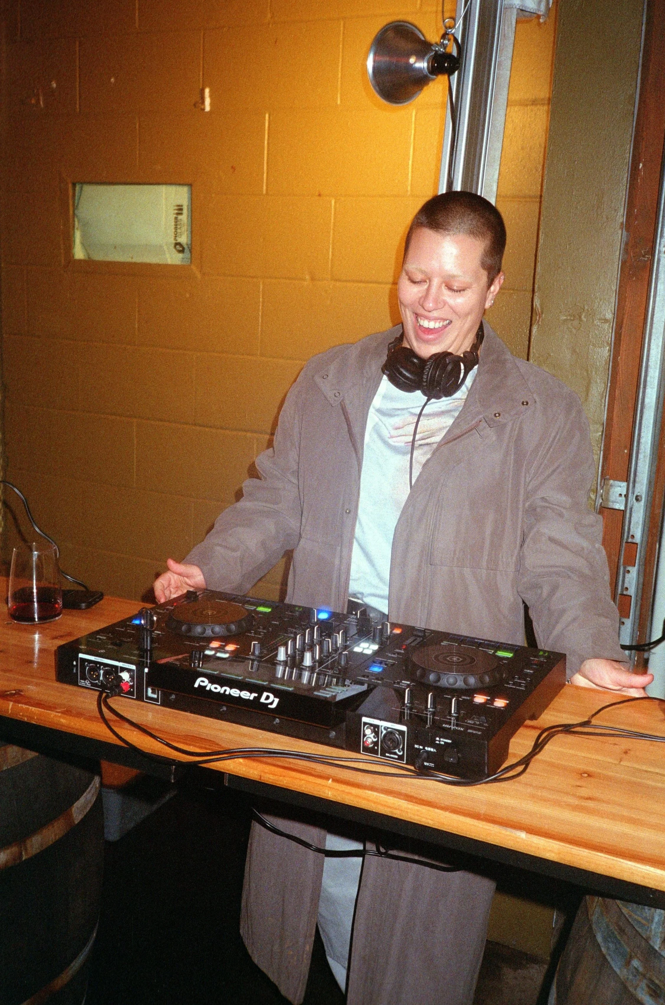NWB-0040.jpg