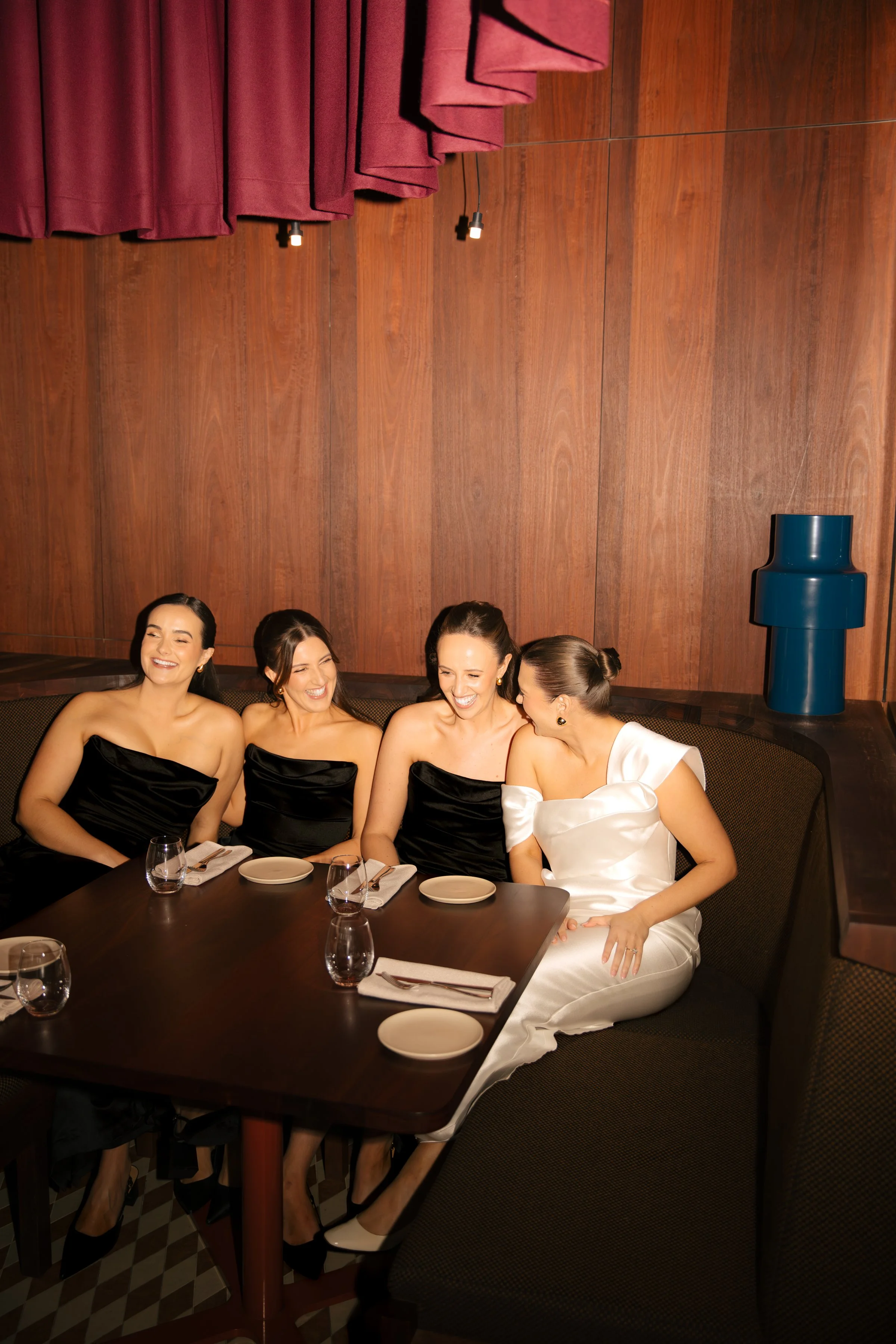 GETTING READY - BELLA + TRIS-230.jpg