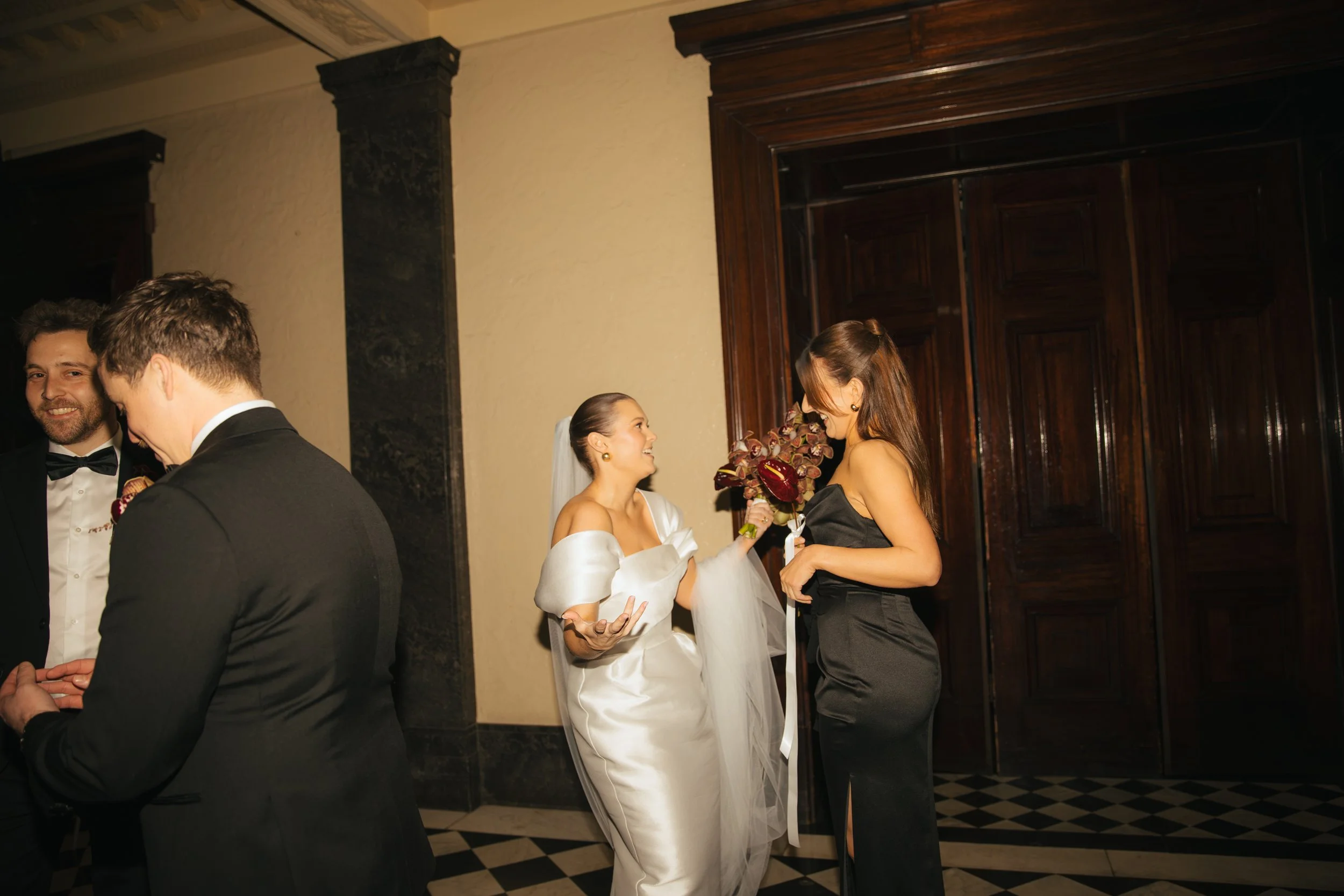 PORTRAITS - BELLA + TRIS-003.jpg