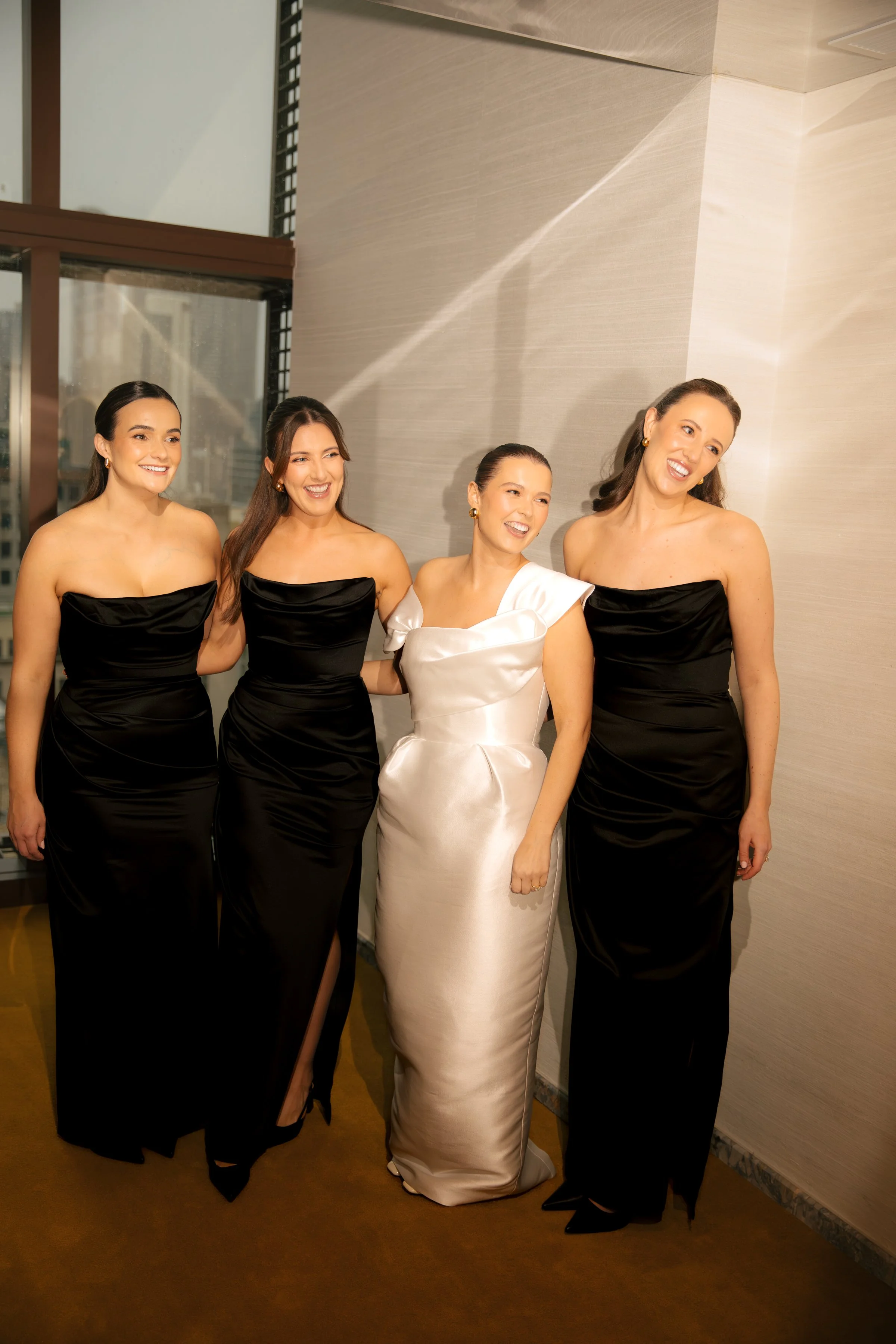 GETTING READY - BELLA + TRIS-238.jpg