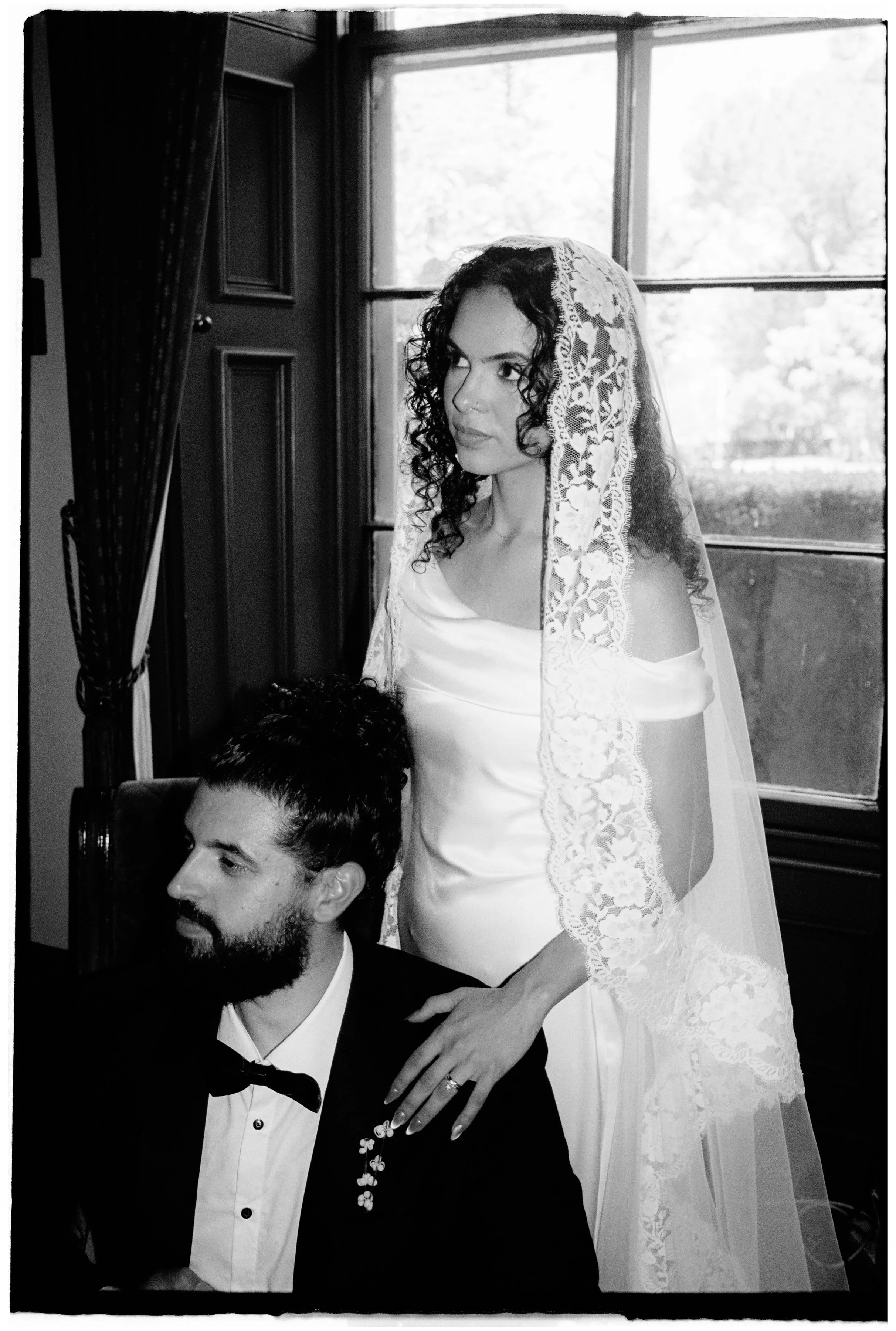 ZOEJEREMY2025 - PORTRAITS-016.jpg