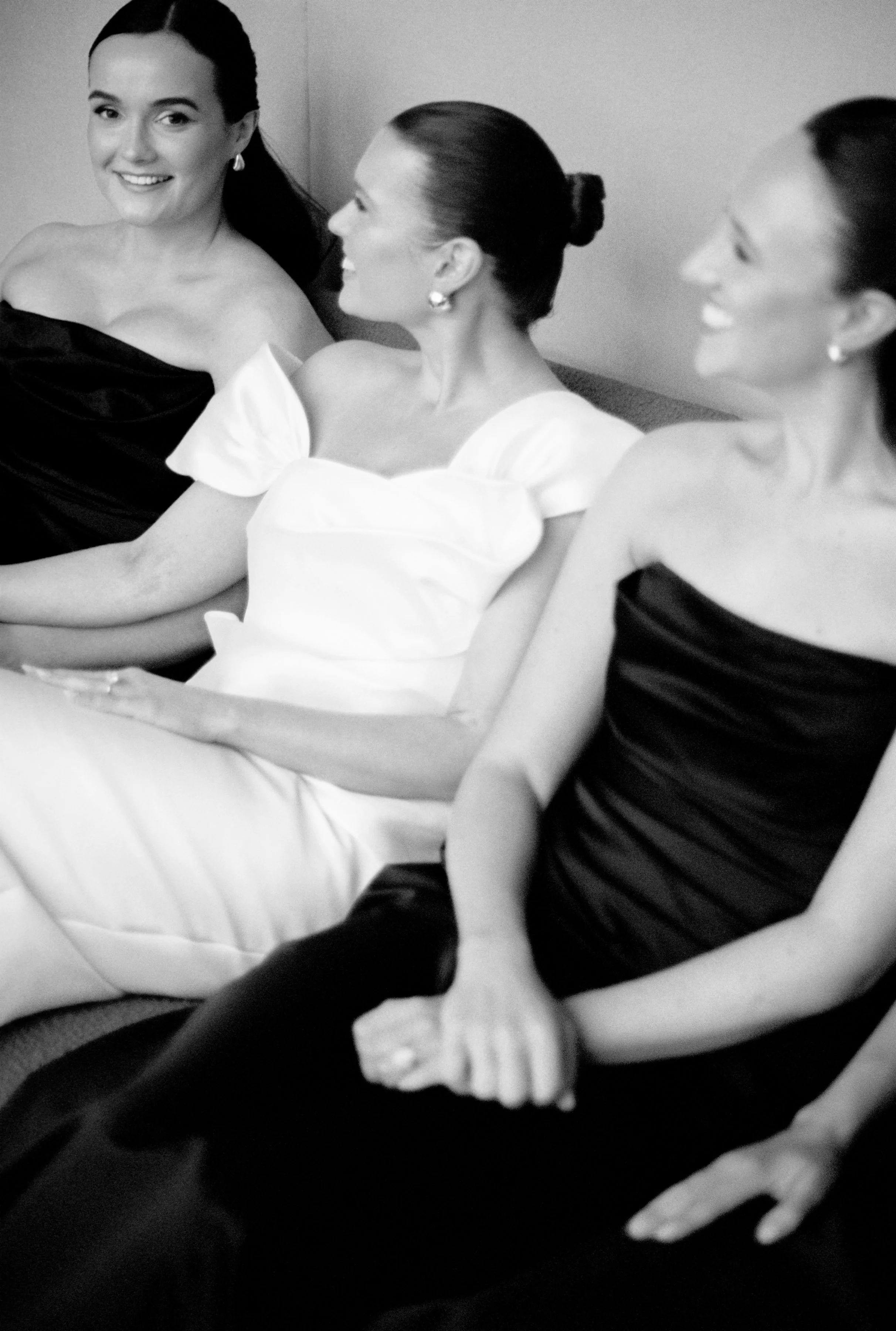 GETTING READY - BELLA + TRIS-094.jpg