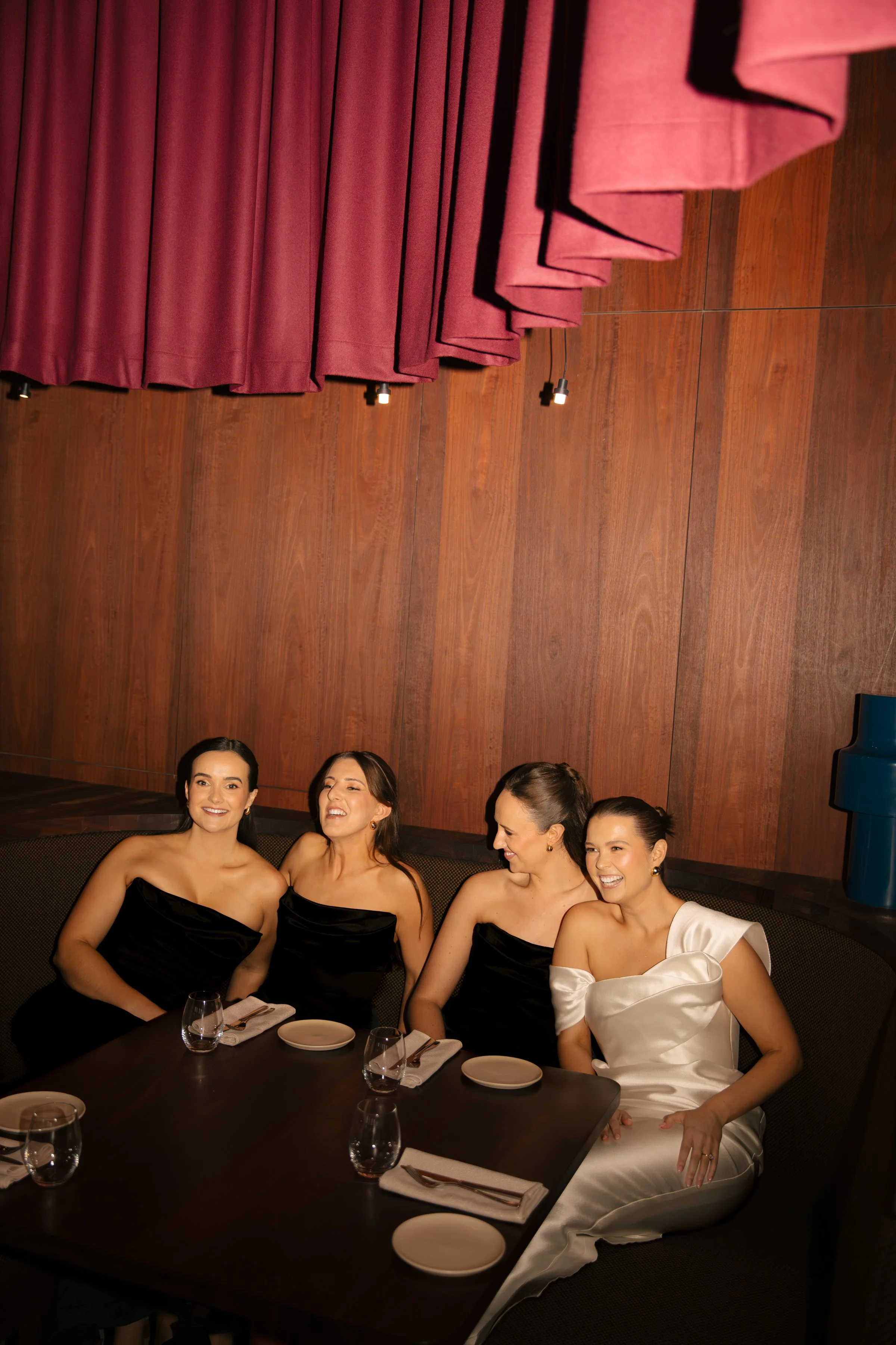 GETTING READY - BELLA + TRIS-229.jpg