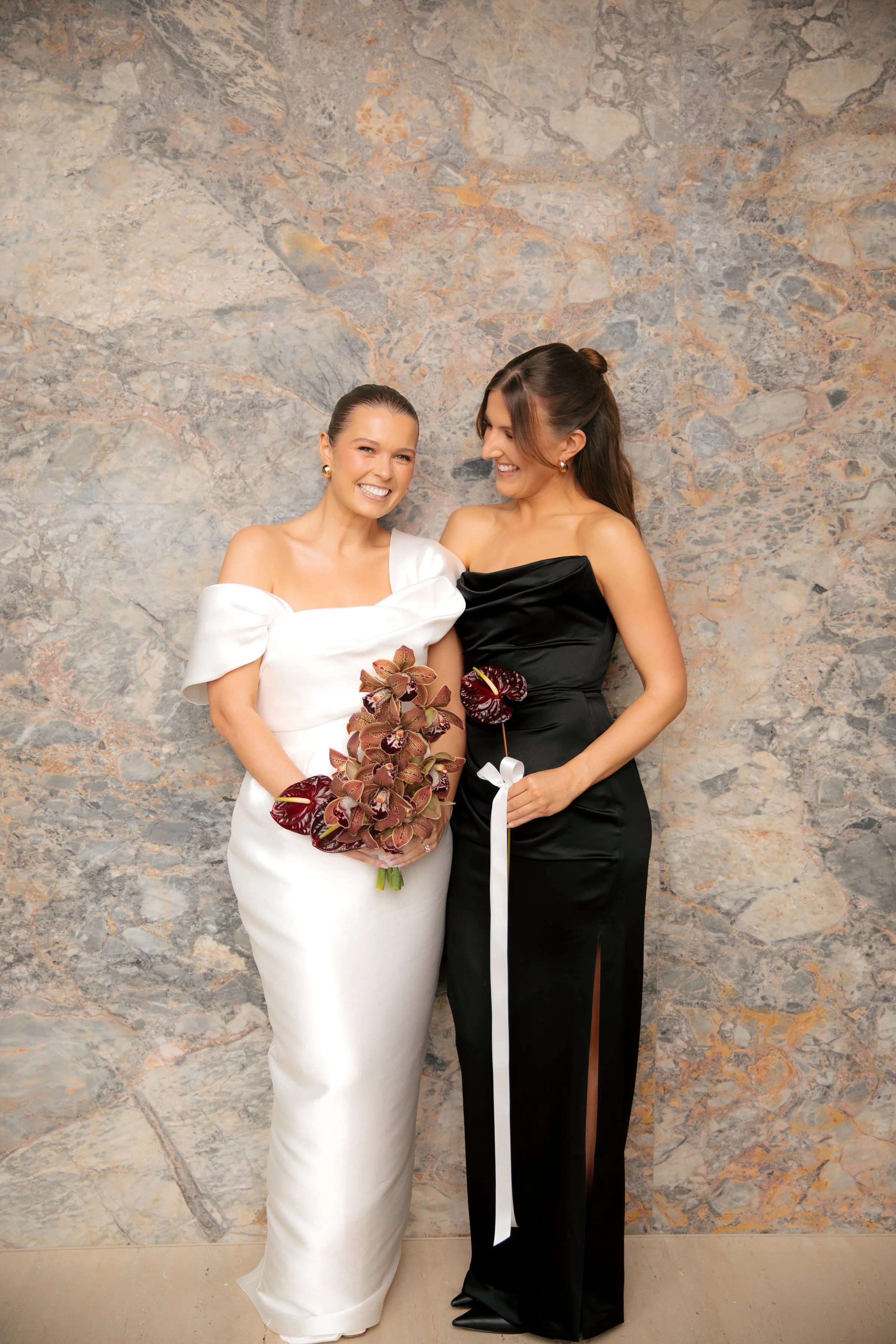 GETTING READY - BELLA + TRIS-193.jpg