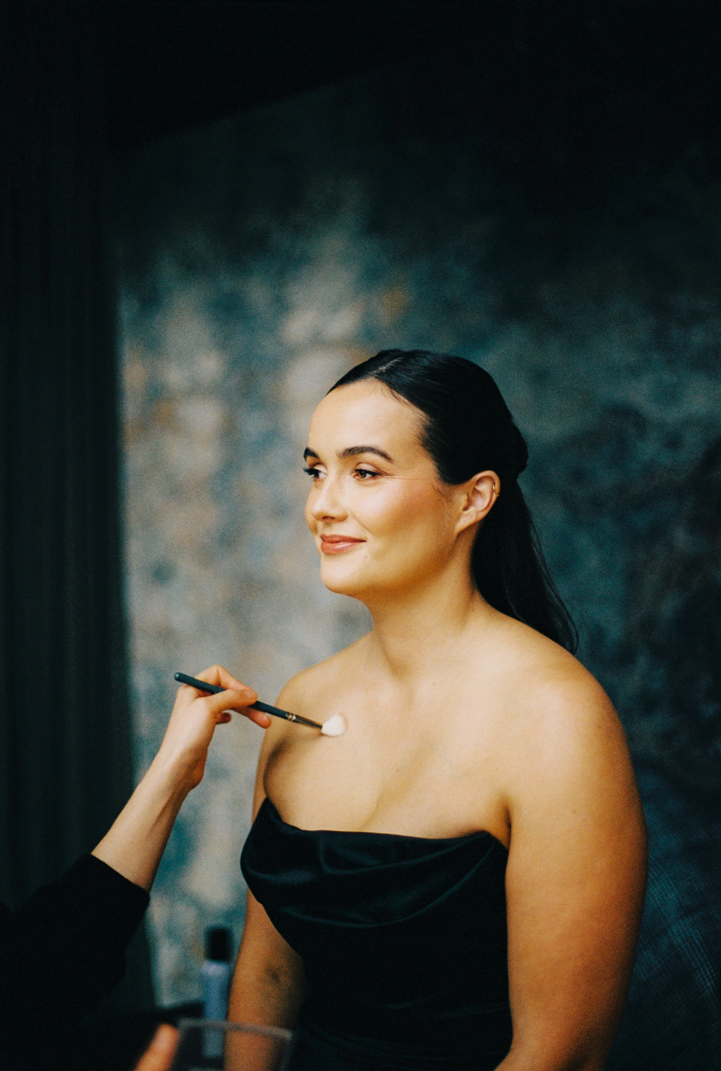 GETTING READY - BELLA + TRIS-077.jpg