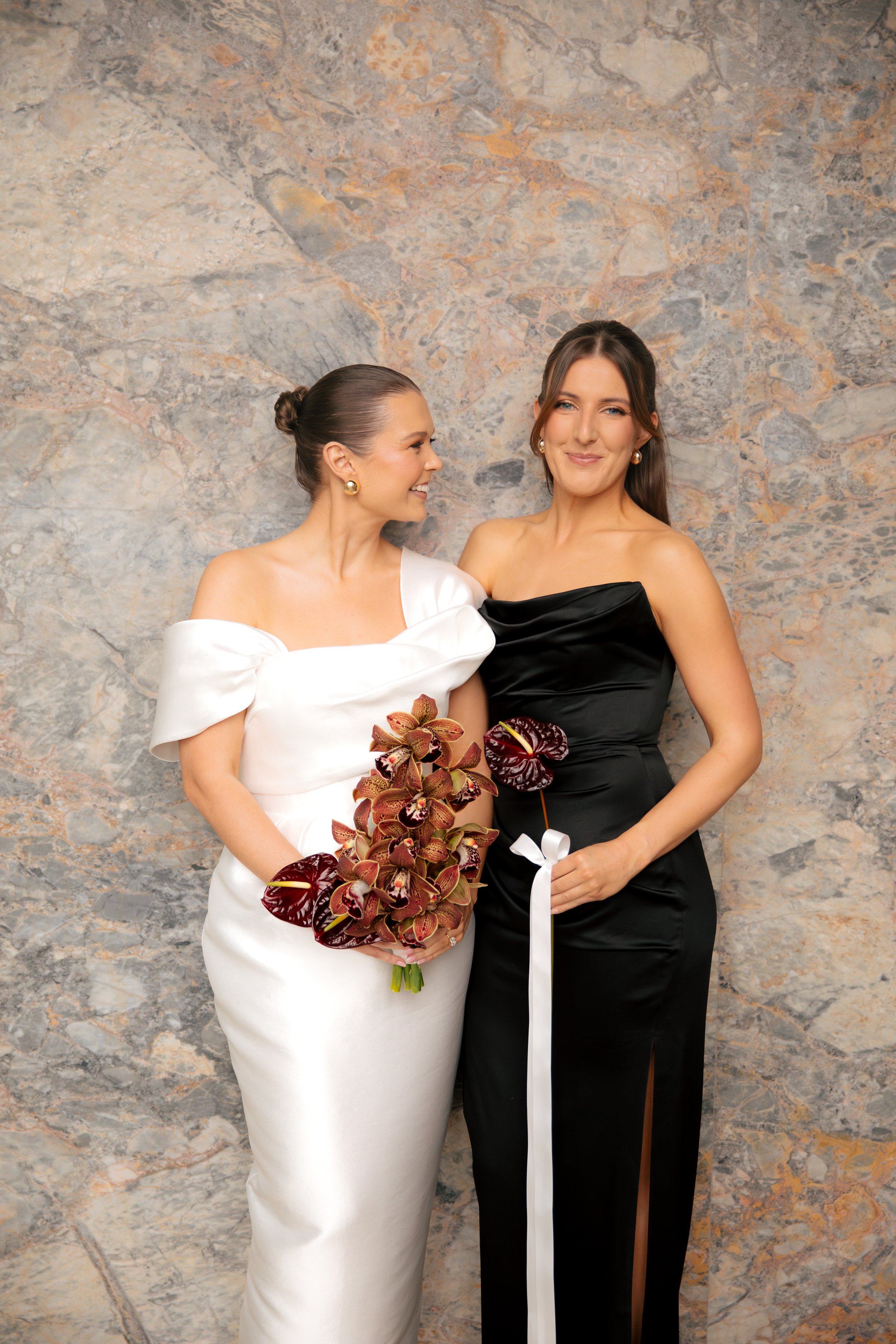 GETTING READY - BELLA + TRIS-192.jpg