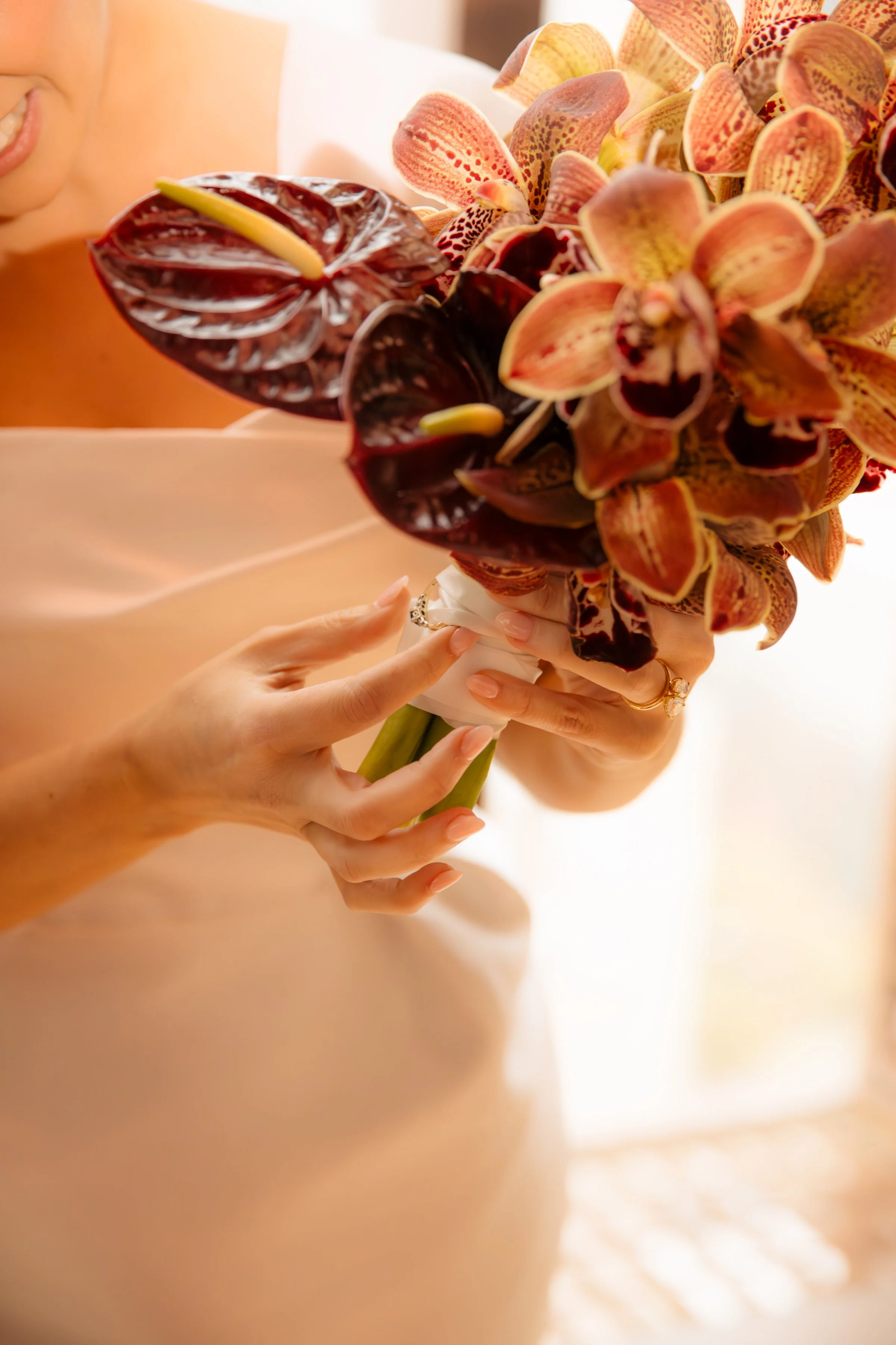 GETTING READY - BELLA + TRIS-169.jpg