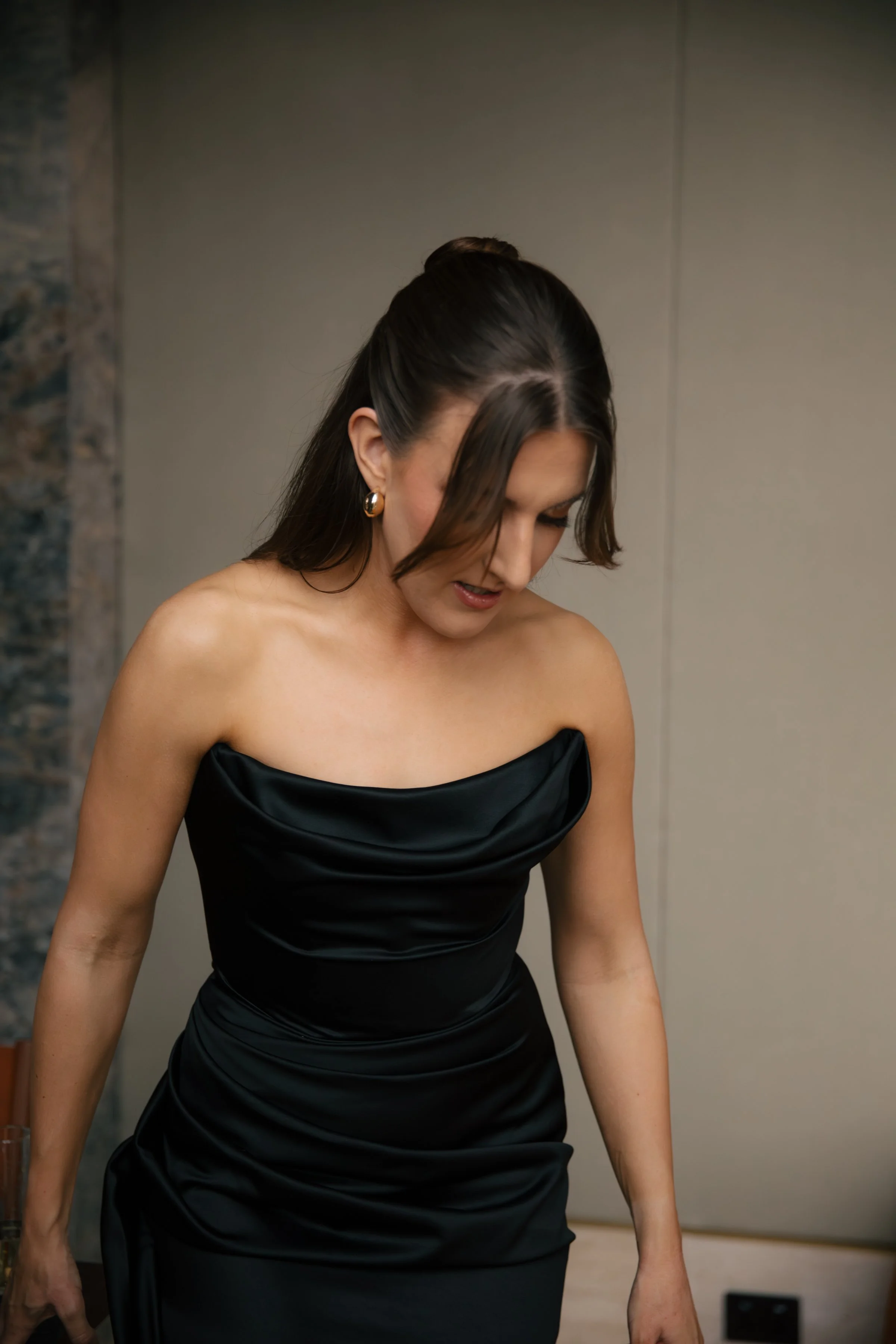 GETTING READY - BELLA + TRIS-095.jpg