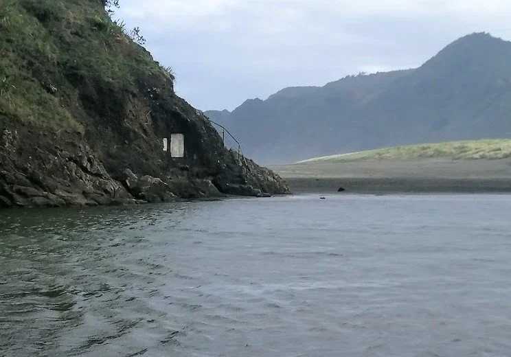 ANZAC – Opening the Piha Stream &amp; Lagoon