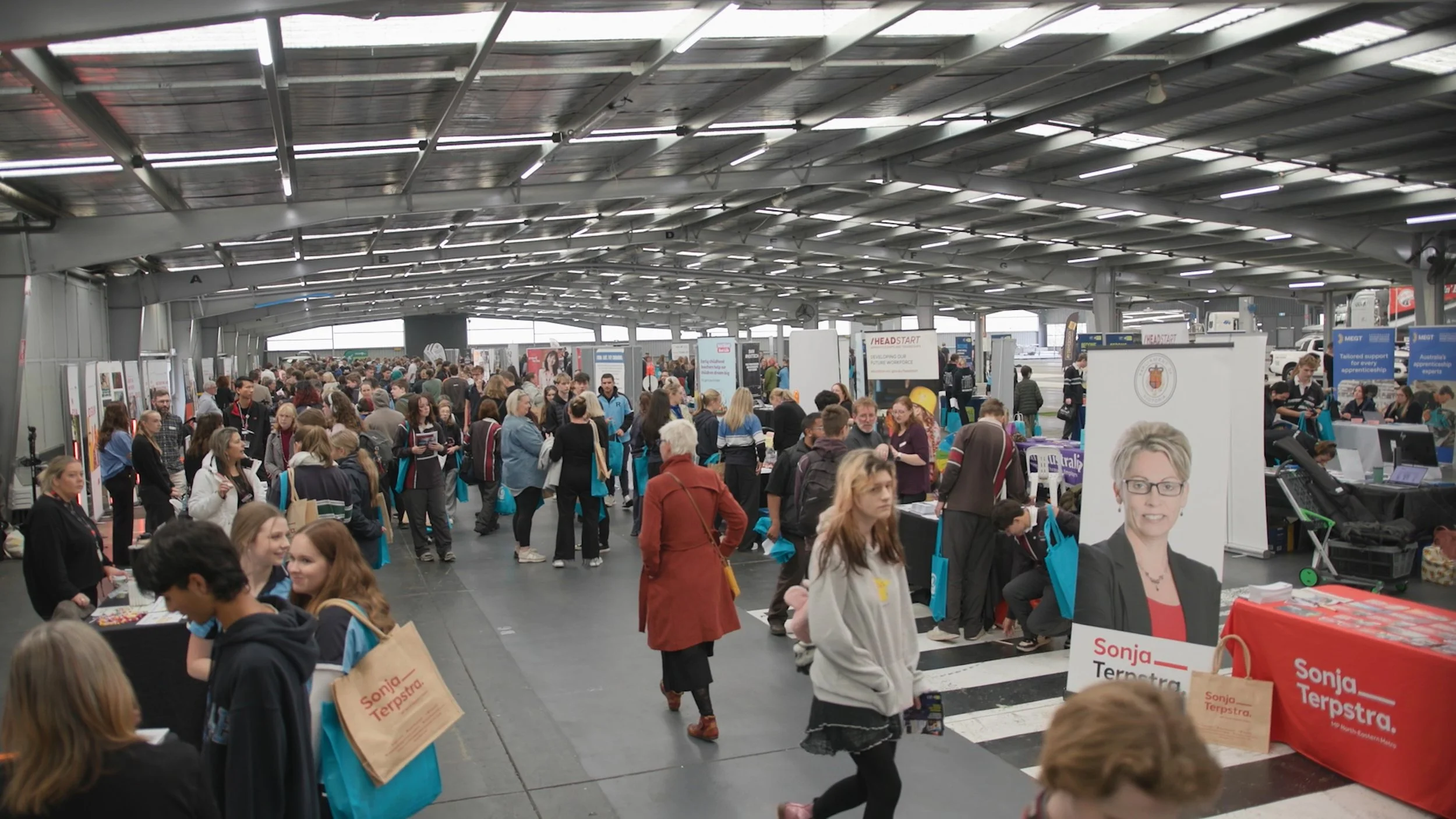 Expo16.jpg