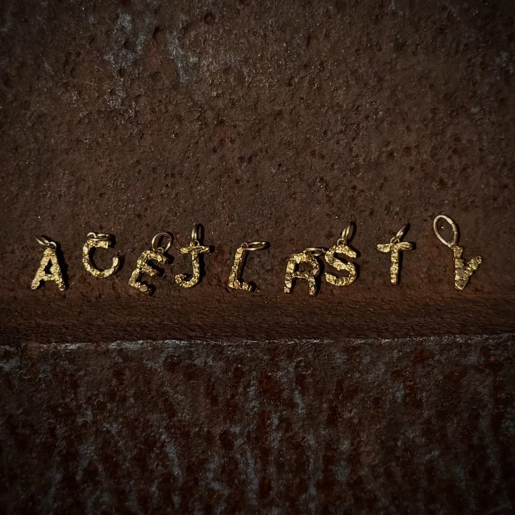 14K Nugget Letters
