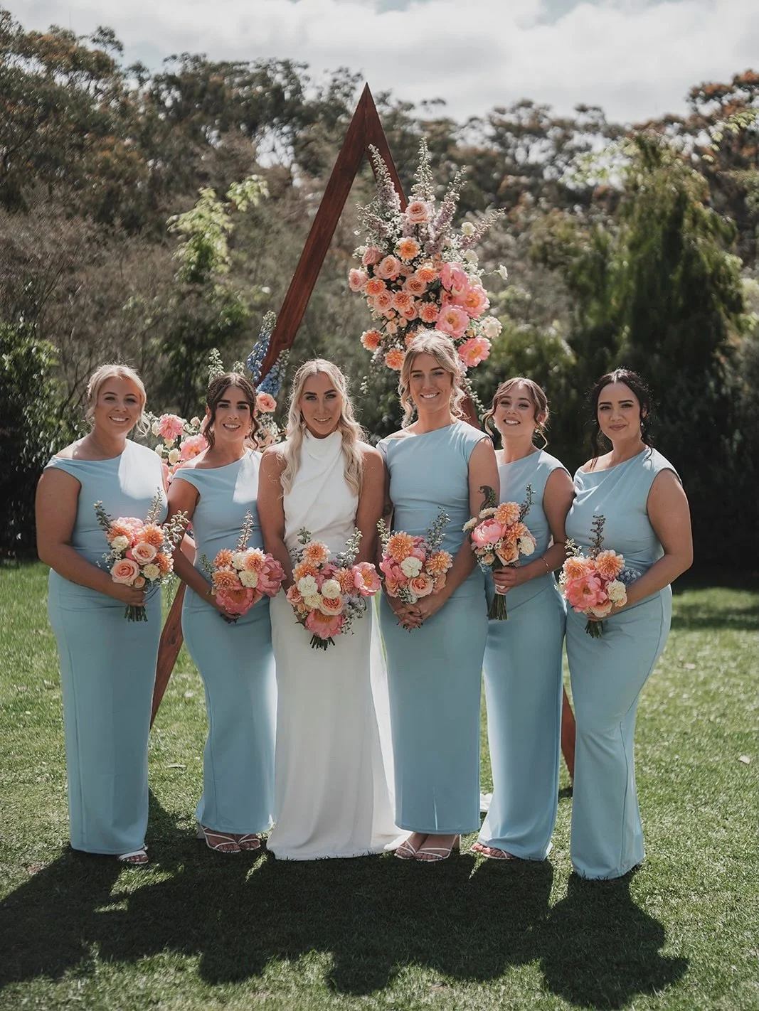 WE LOVE COLOUR
 Brooke and her girls at the stunning @growwild.weddings