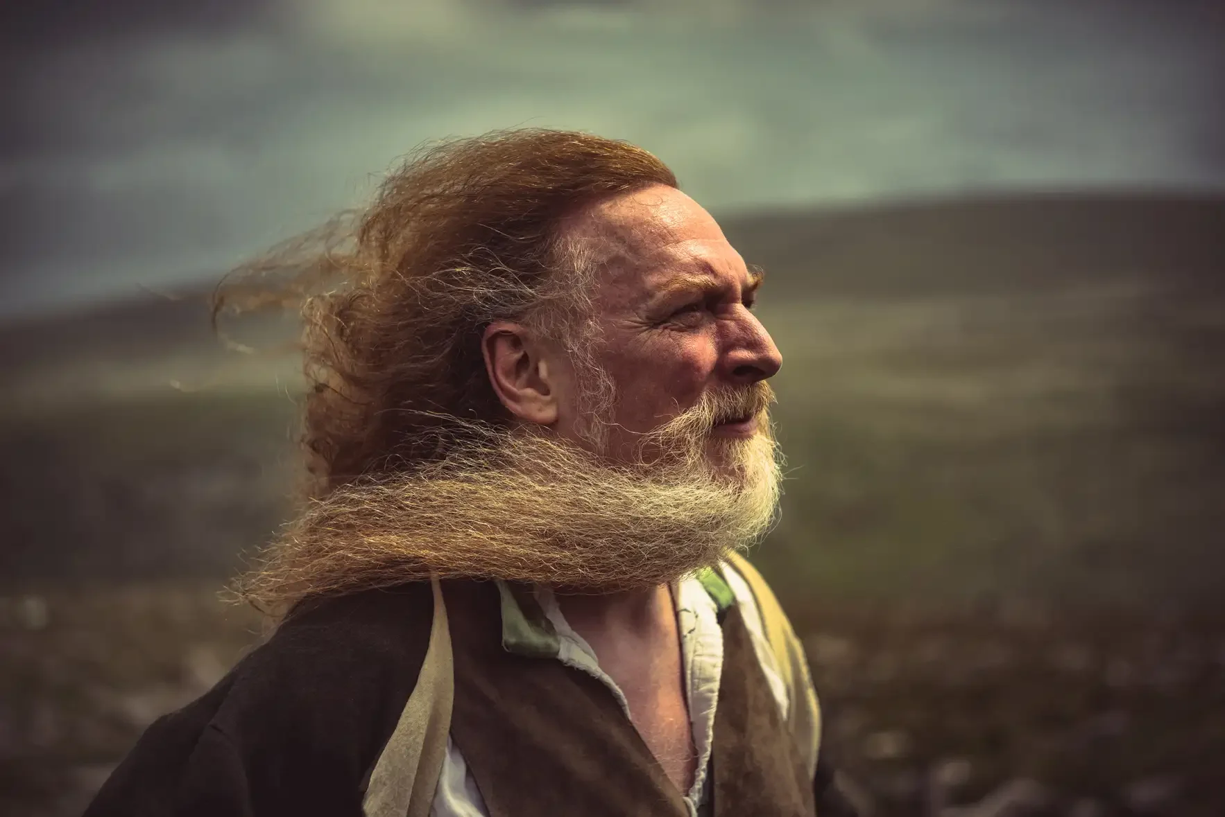 Photoshoots for professional creatives - Cliff - The Travelling Talesman