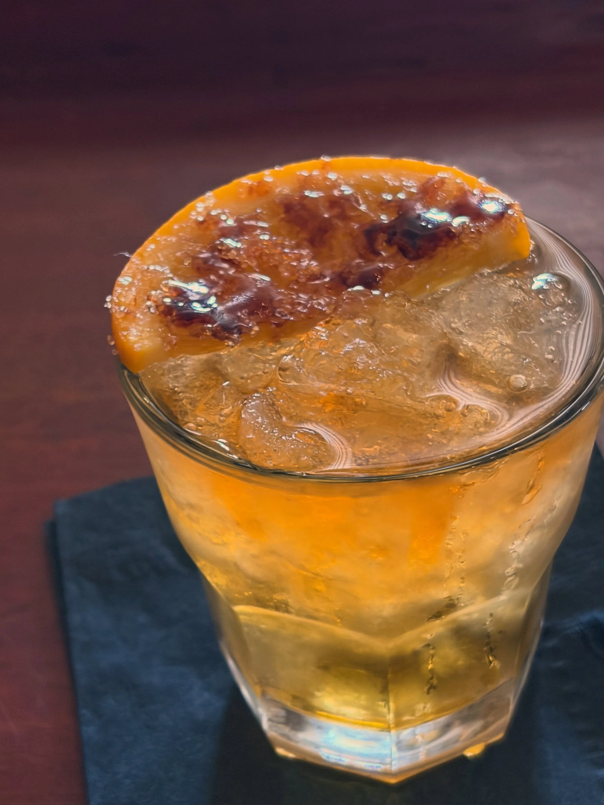 Don&rsquo;t forget about dessert! Cr&egrave;me Br&ucirc;l&eacute;e comes in liquid for too at @sumneytownhotel 🥃 🍮 ✨
.
New menu is live! www.sumneytownhotel.com 
.
.
Dinner plans?

FEATURES 9/16-9/19

APPETIZER // 
spinach &amp; artichoke dip 
toas