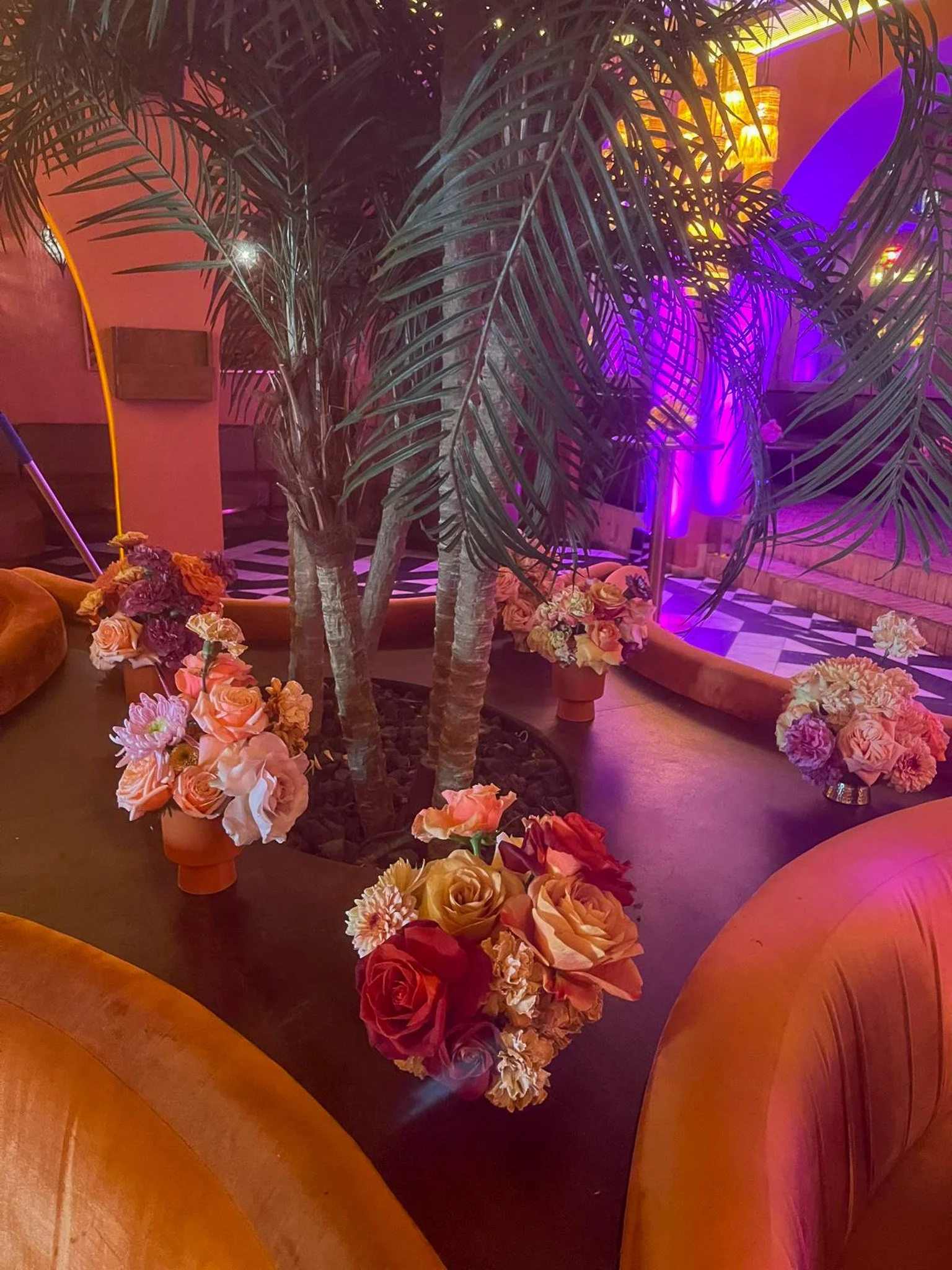 Amazon private dinner at Salama restaurant in Cannes Lions Festival – Mosaic Flowers floral design with bold colors