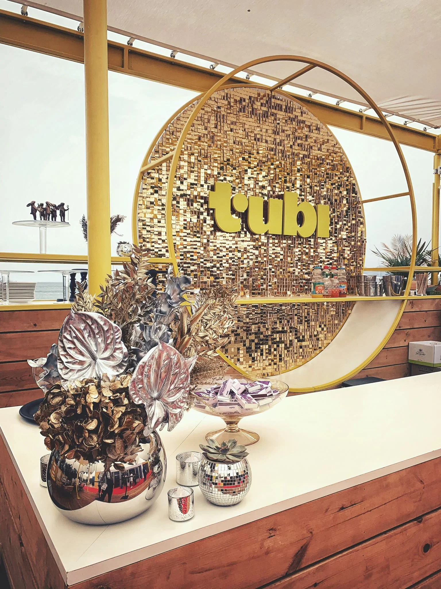 Signature floral installation by Mosaic for Tubi’s Cannes Lions activation, designed to merge creative direction, luxury aesthetics, and impactful brand presence
