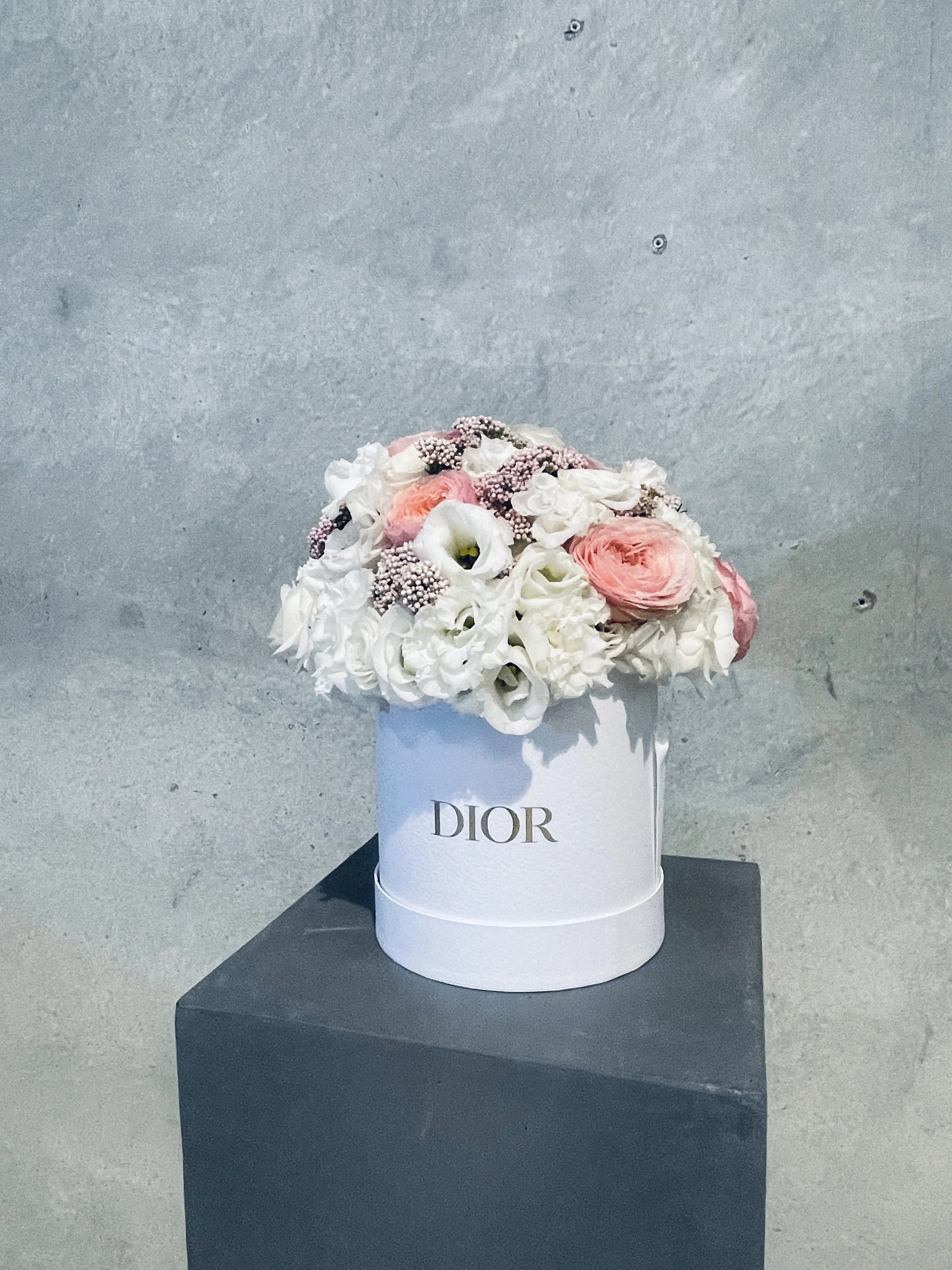 Christian Dior, Client gifting