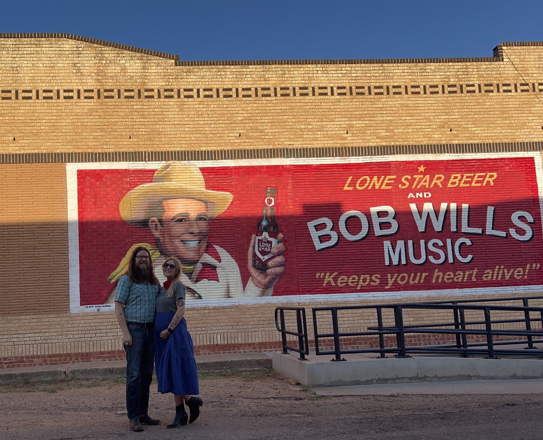 Turkey, Tx &amp; @bobwillsday Bob Wills Foundation, 
Thank you so much for inviting Adam and I to be the MCs for the Bob Wills Day parade! 
It&rsquo;s our 2nd year to do it &amp; we had a blast! 
We didn&rsquo;t have any Lone Star Beer, but we got pl