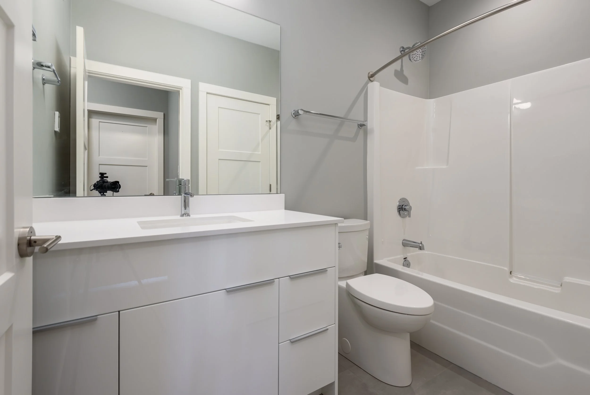 025-8 - 623 Crown Isle Blvd (25 of 32).jpg
