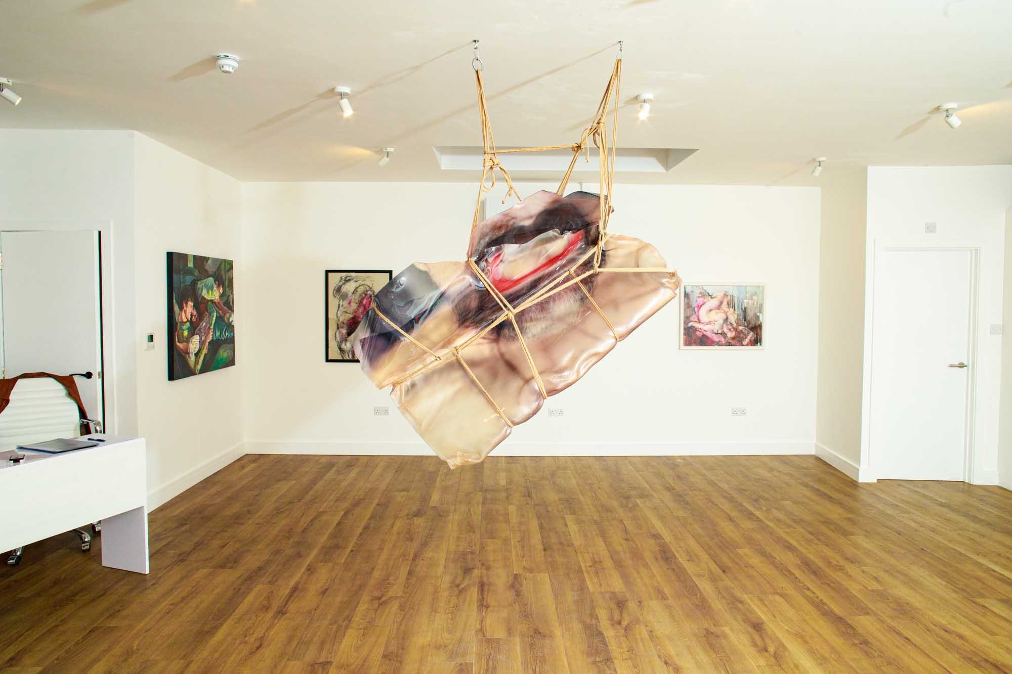 Self-Portrait in tension, Photographic sculpture