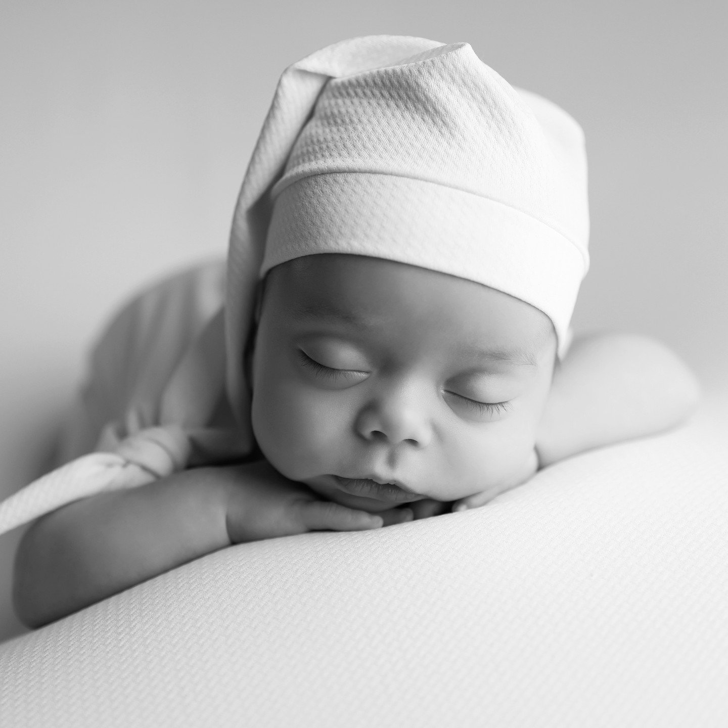 baby Jack...➡️www.anabrandt.com

#NewbornPhotography
#CaliforniaPhotographer
#CelebrityPhotographer
#NewbornPosing
#PhotographyTips
#BehindTheScenes
#BTSPhotography
#newbornPhotographyTutorials
#newbornPhotographyInspiration
#NewbornPortraits
#tiktok