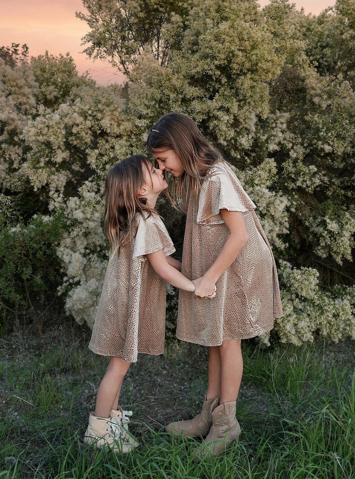 I&rsquo;ve been photographing these sweet girls for years &mdash; and I still remember when their mom and I tried everything just to get them to look at the camera. Snacks. Songs. Silly faces. You name it. 😅

Now here they are&hellip; confident, gor