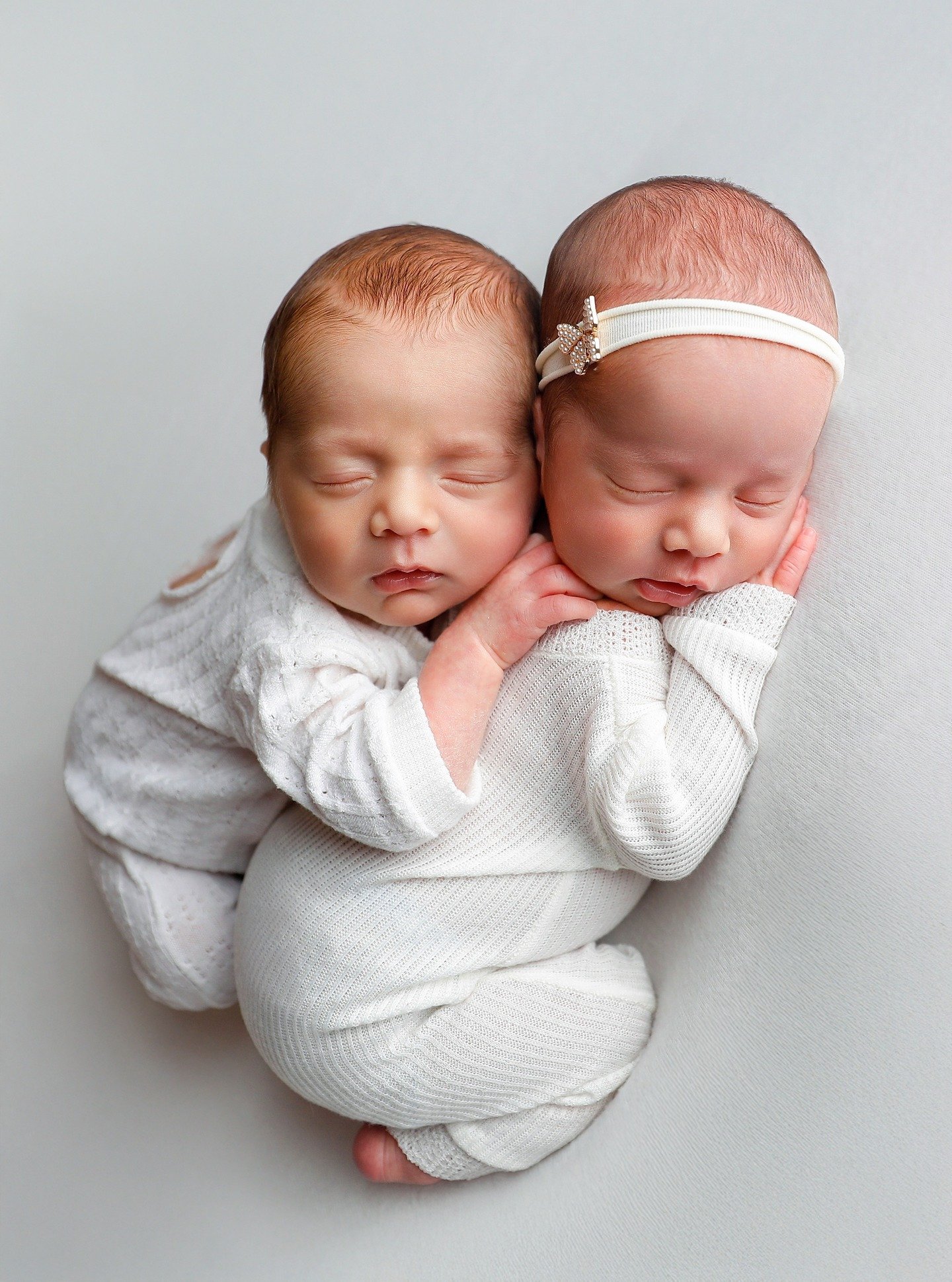 I adore twins..I find they often just nuzzle into each other and each shoot seems like a dream www.anabrandt.com