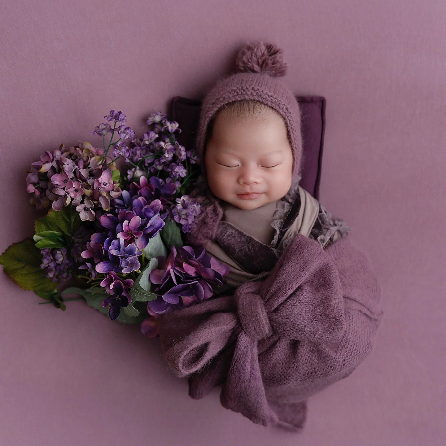 Newborn creativity takes time 🤍

Sometimes I move through a few different setups before everything clicks &mdash; the wrap, the tones, the florals, the feeling. It&rsquo;s not just about placing a baby down and taking a photo. It&rsquo;s about slowi