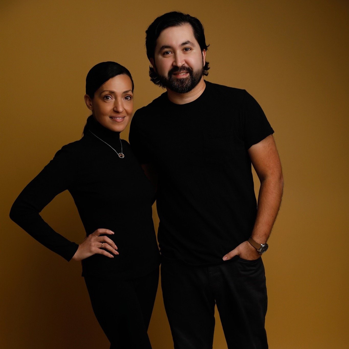 working...working...working..that's what we are doing these days...so much going on..non stop editing of course.... Alex put up a new instagram @alexroblesdesigns so follow that because he does cool camera straps and builds me houses in his spare tim