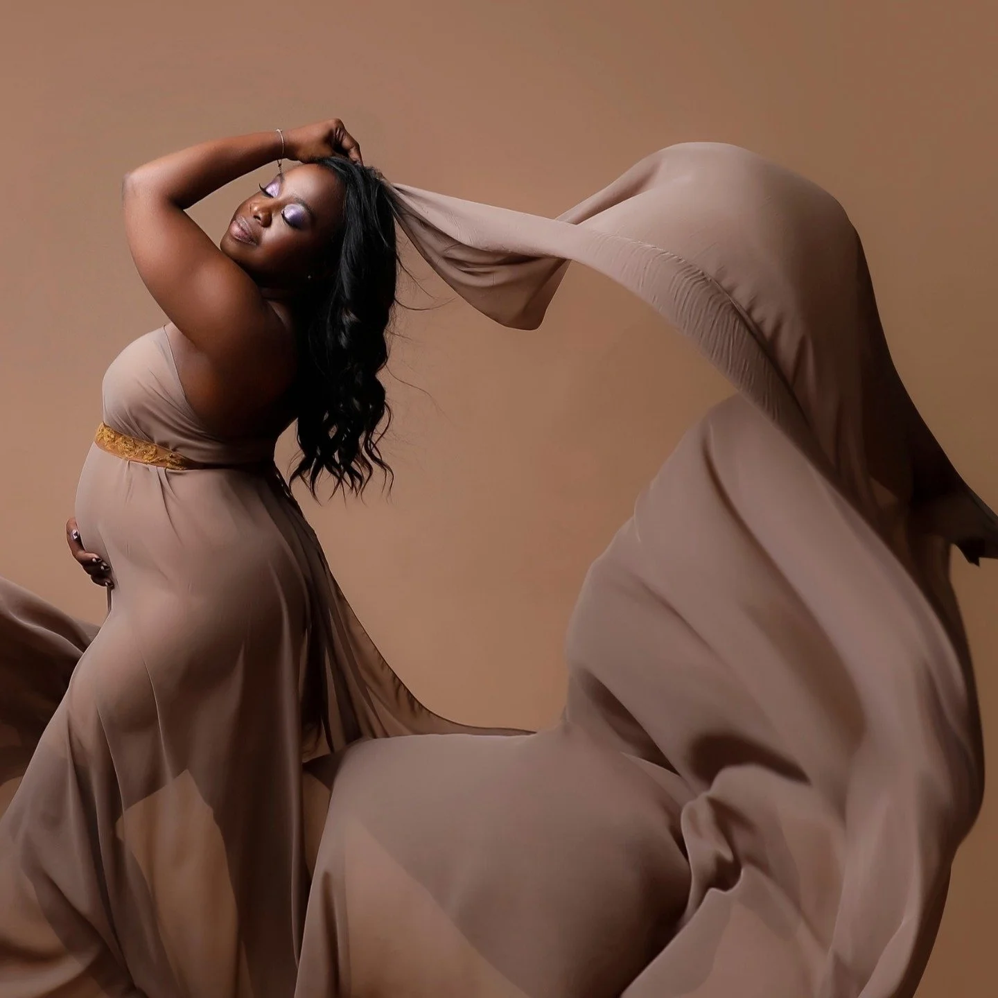 LET'S TOSS FABRIC...join Alex and I tonight live in the school as we show three different light setups and tons and tons of fabric. www.bellybabyschool.com 6pm California time.