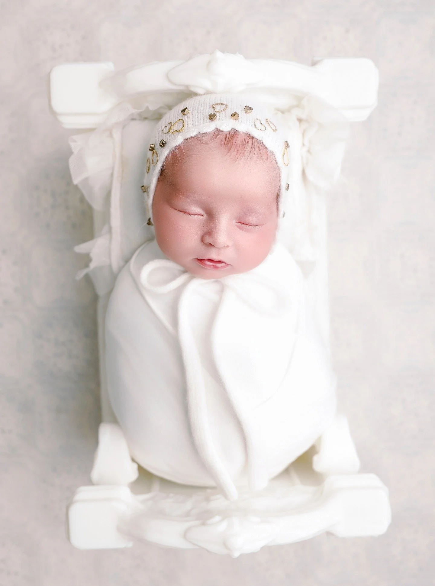 A gorgeous new baby client in our new bed that we 3d printed. I was going to paint it as it has gorgeous detail but I kind of like it unpainted.