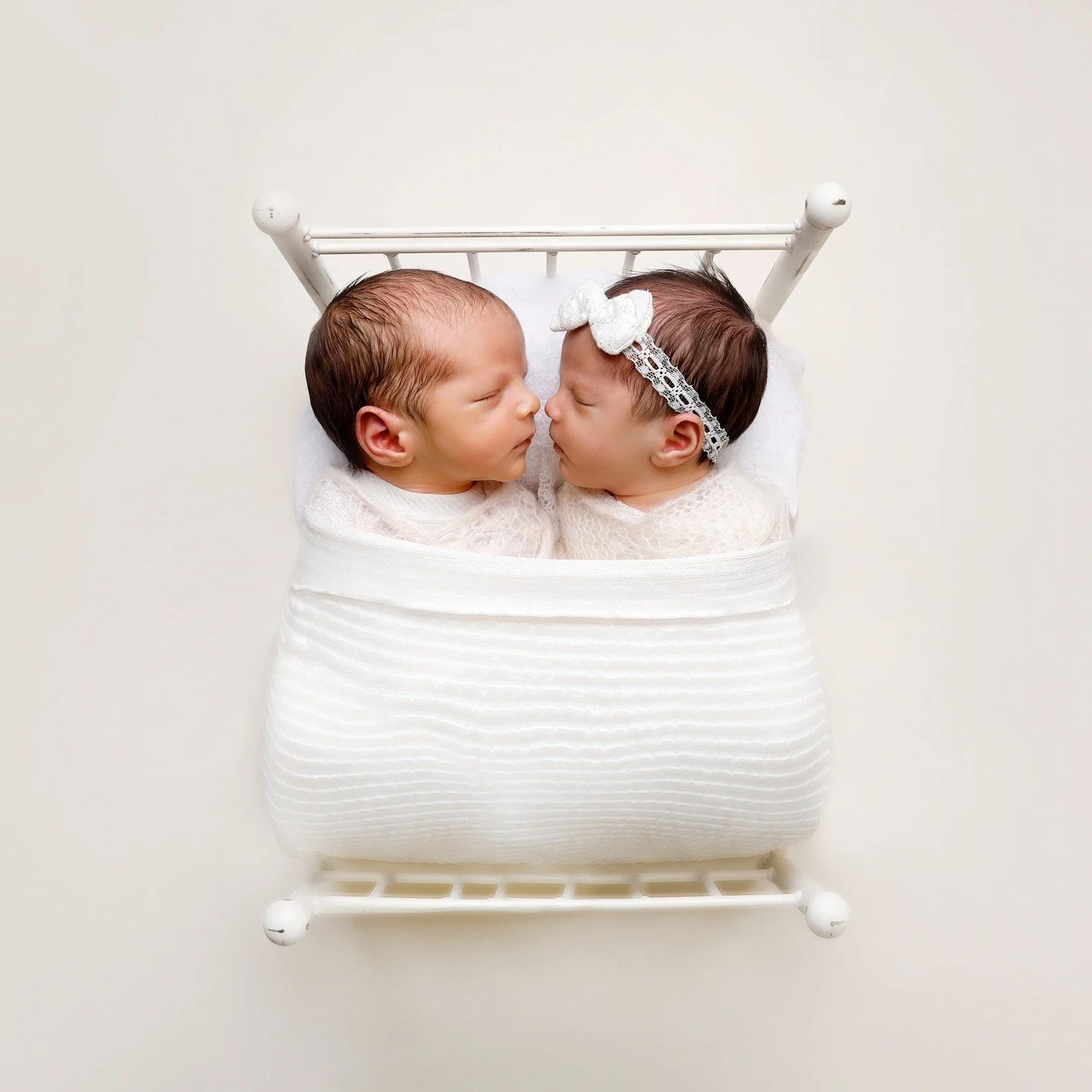 the best moments...we just adore twins...so simple and timeless...www.anabrandt.com
