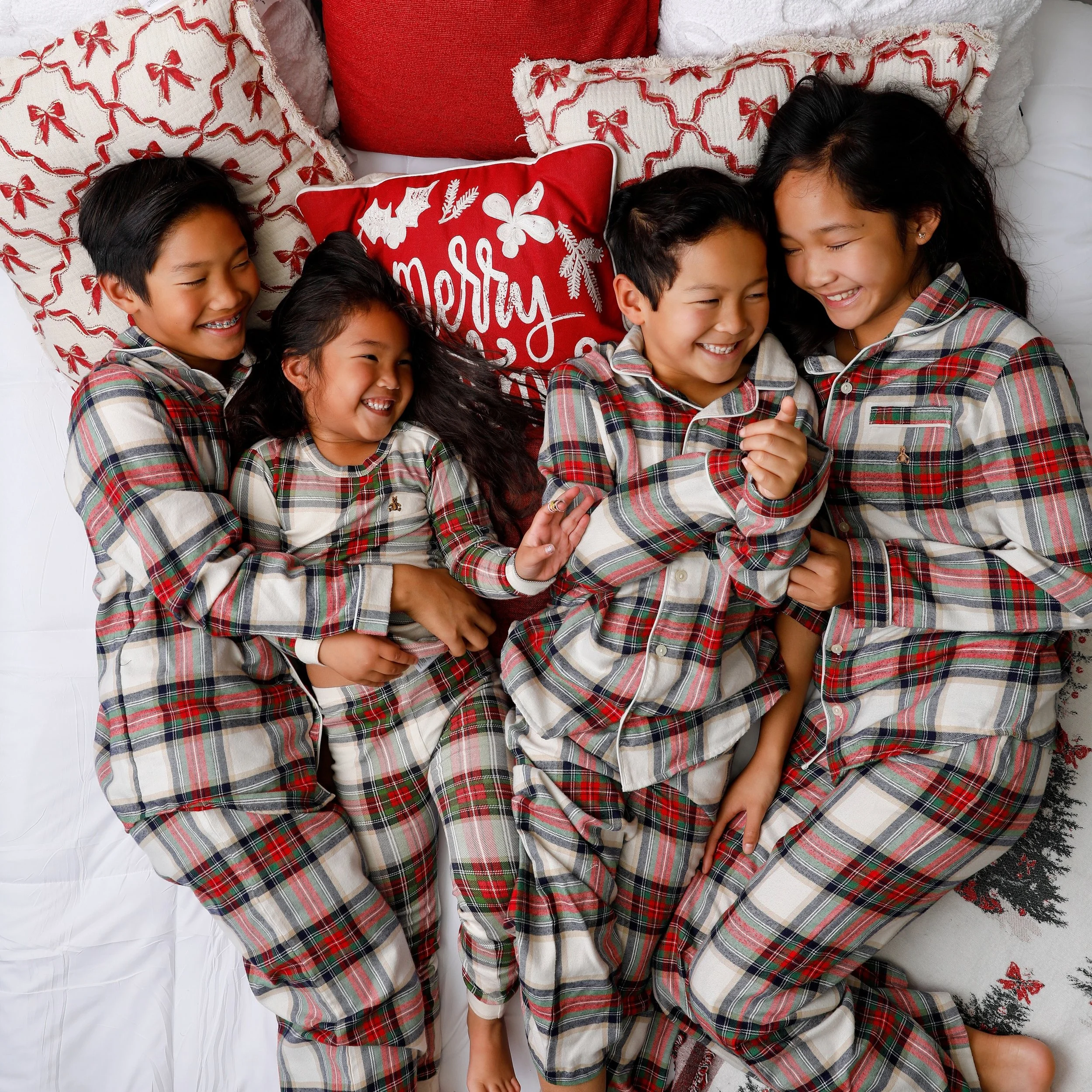 Get pajamas book the mini...super simple...visit the website for details www.anabrandt.com