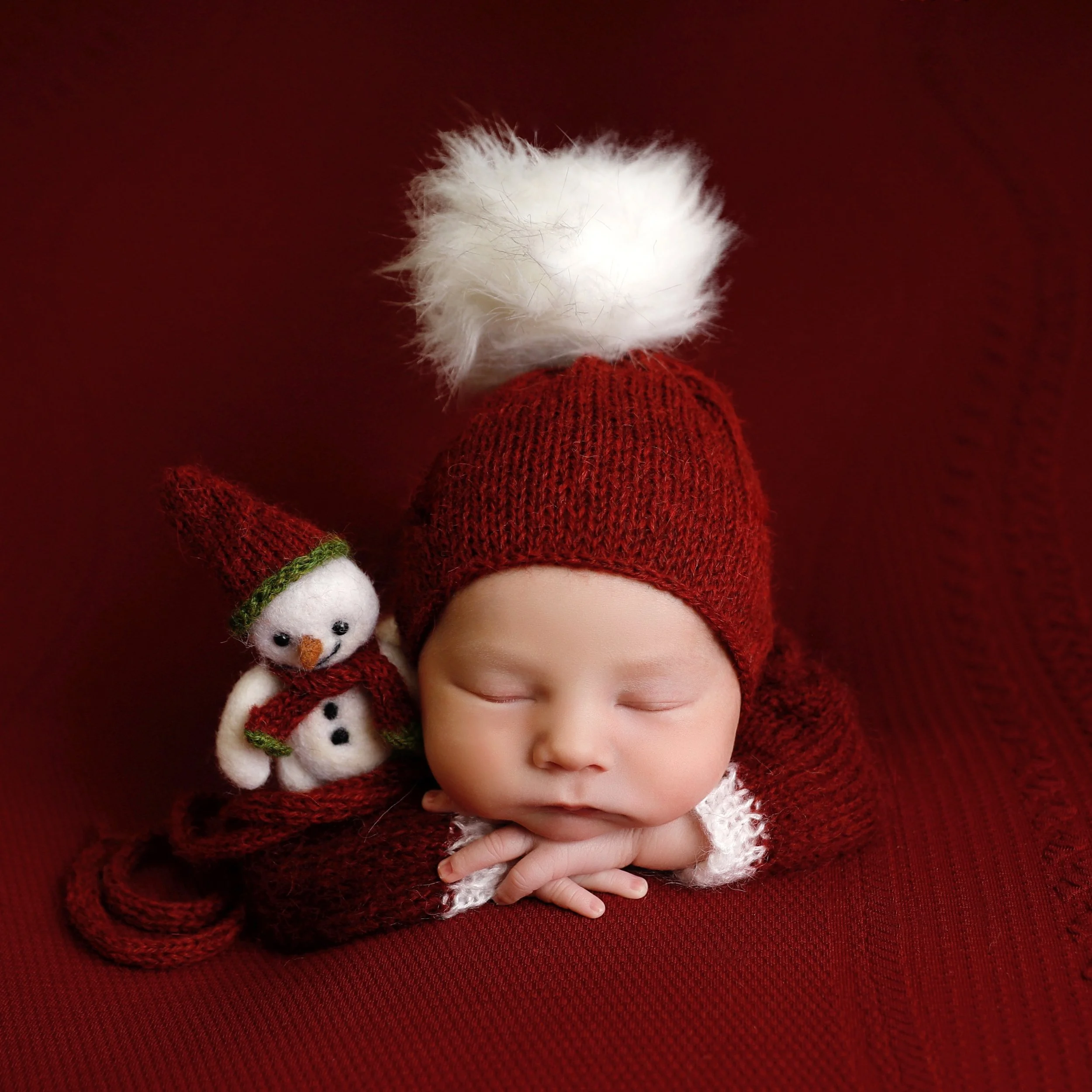 baby christmas....expect to see lots of holiday baby cute setups...