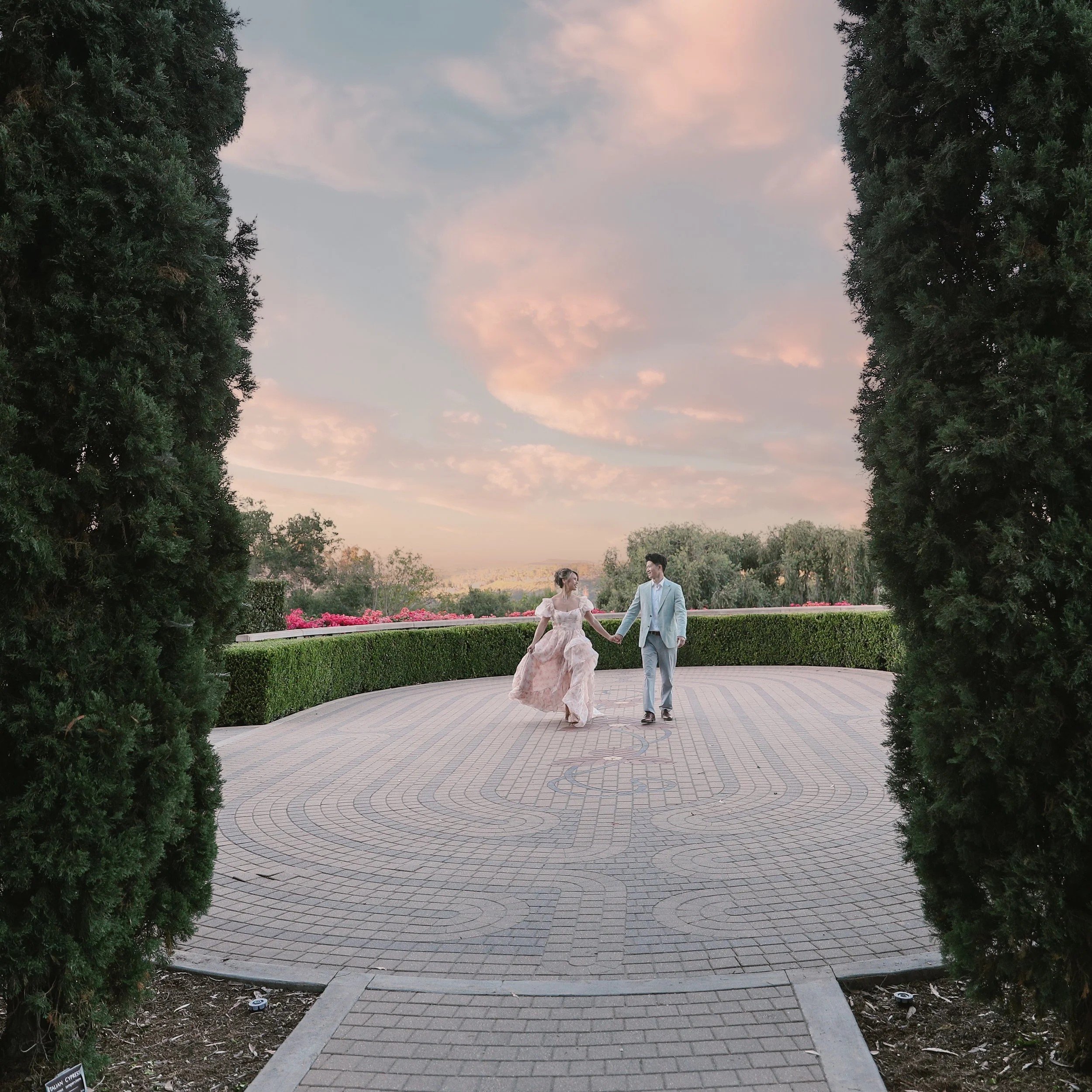 I always try to remember to capture a few moments of just the parents together, even if it&rsquo;s only for a second. And if I forget, please remind me! ❤️

Yes, you have children. Yes, your family has grown. But before all of that, there was the two