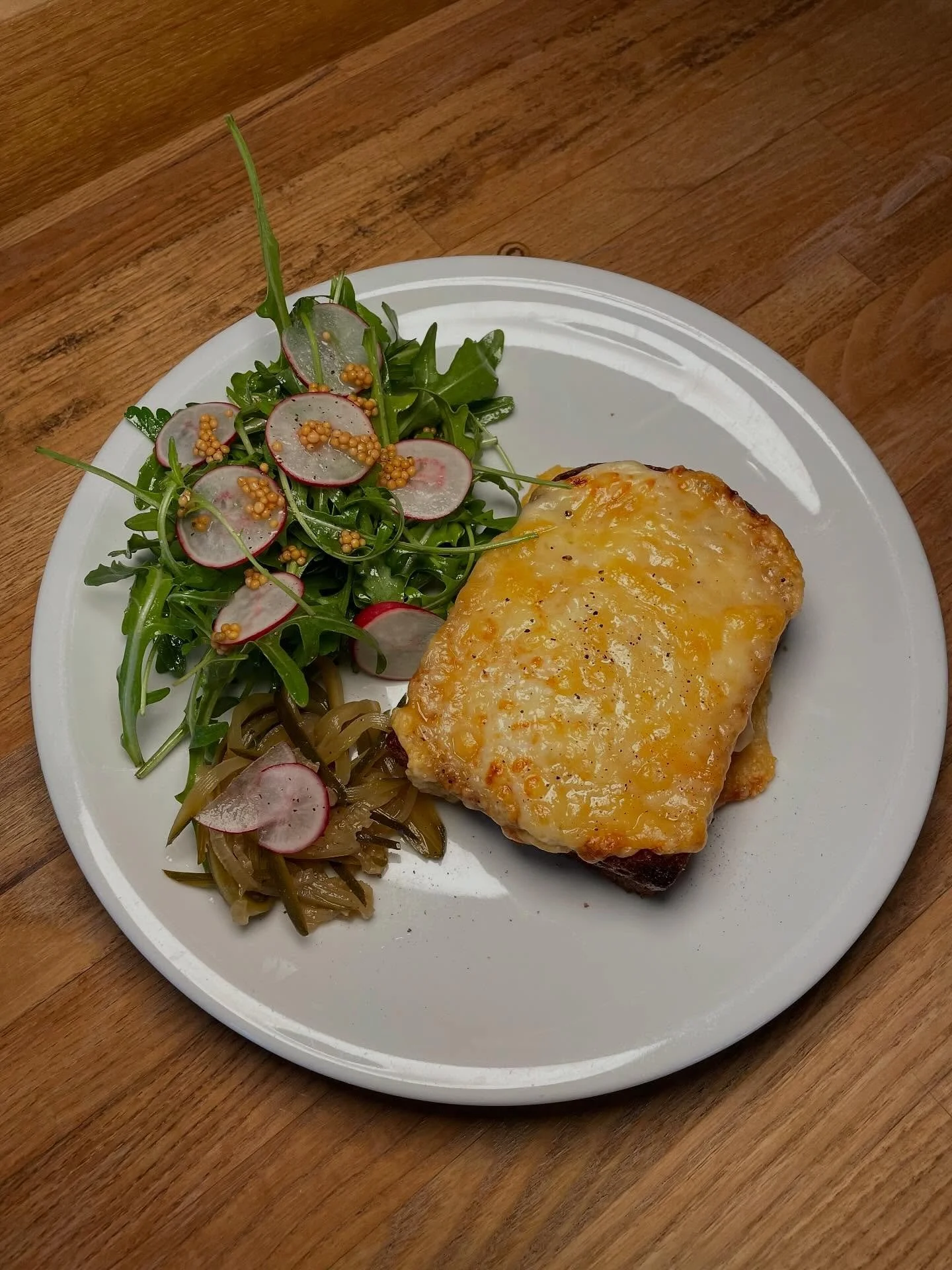 Croque Monsieur Fridays are here to stay for a while! 
Do not skip lunch, come down! 

Croque Monsieur veggie / meat 15&euro; 
Croque Monsieur combo (with a glass of wine) 20&euro;

Comes with a side salad with radishes, mustard grains and homemade p