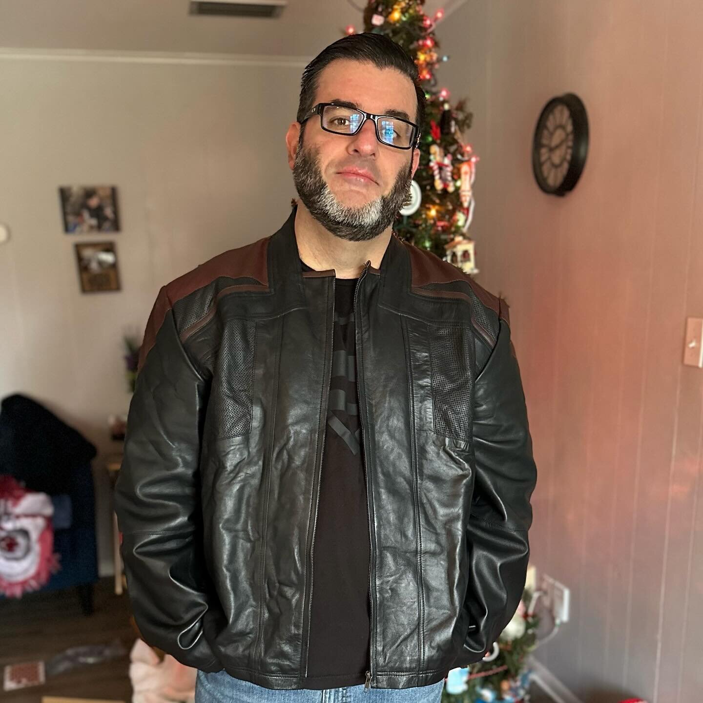 A custom leather jacket from my wife for Christmas. Anyone recognize it? 🖖🏻 #startrek