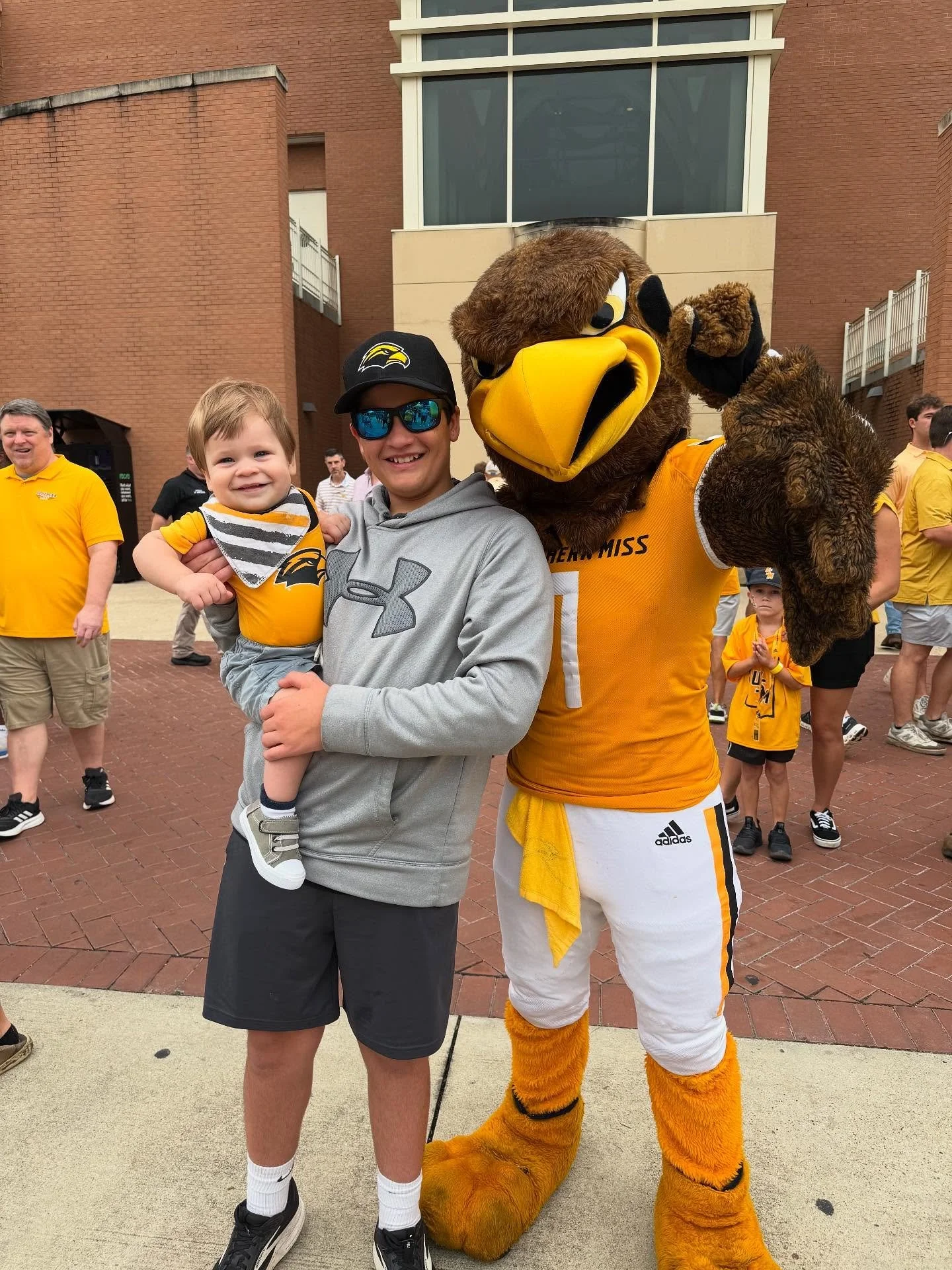 🏈 and Band season is here! Fun one today! Band sounded amazing, football team is much improved, saw some former students, and lil&rsquo; man caught a nap&hellip;