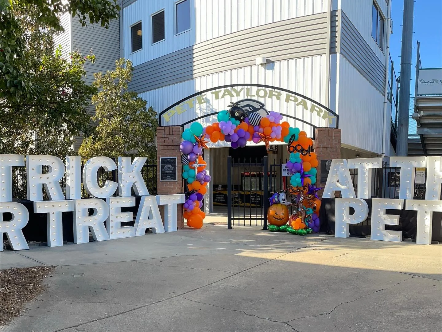 Come see us tonight!
We’ll be at USM for Trick or treat at the Pete!