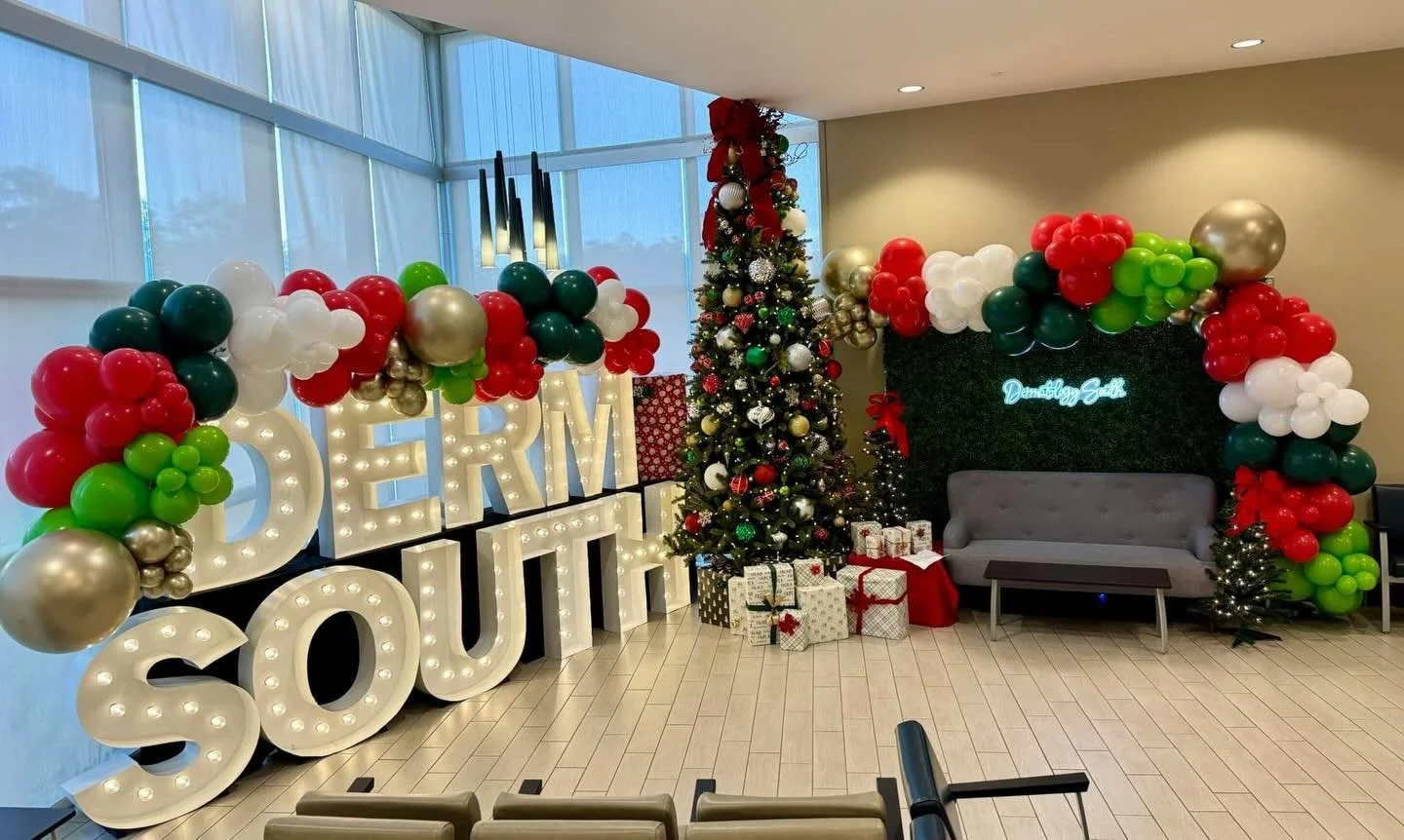 Day five of 12 Days of Christmas Parties! 

Let us help you showcase your business with holiday cheer!